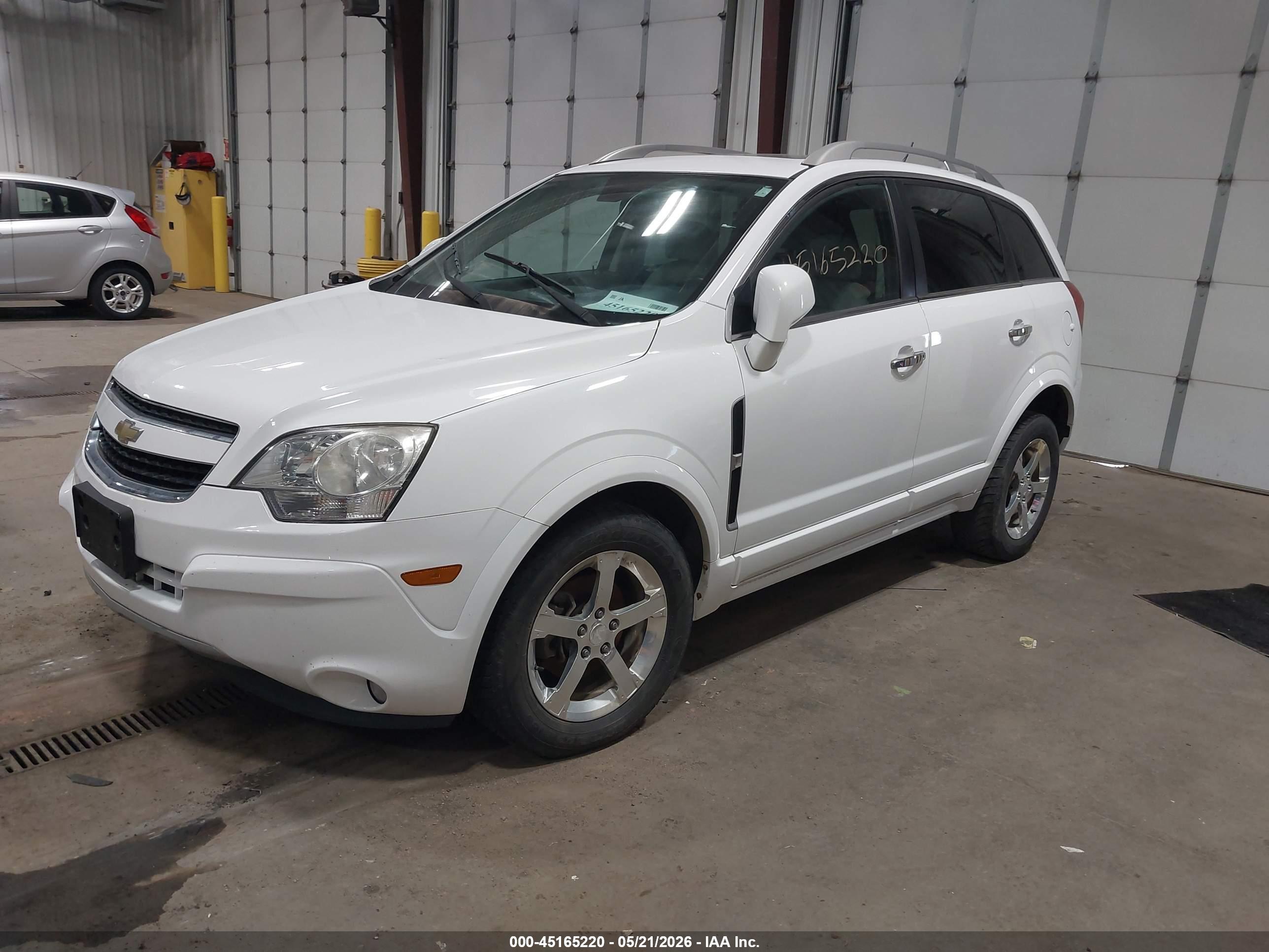CHEVROLET CAPTIVA image 2