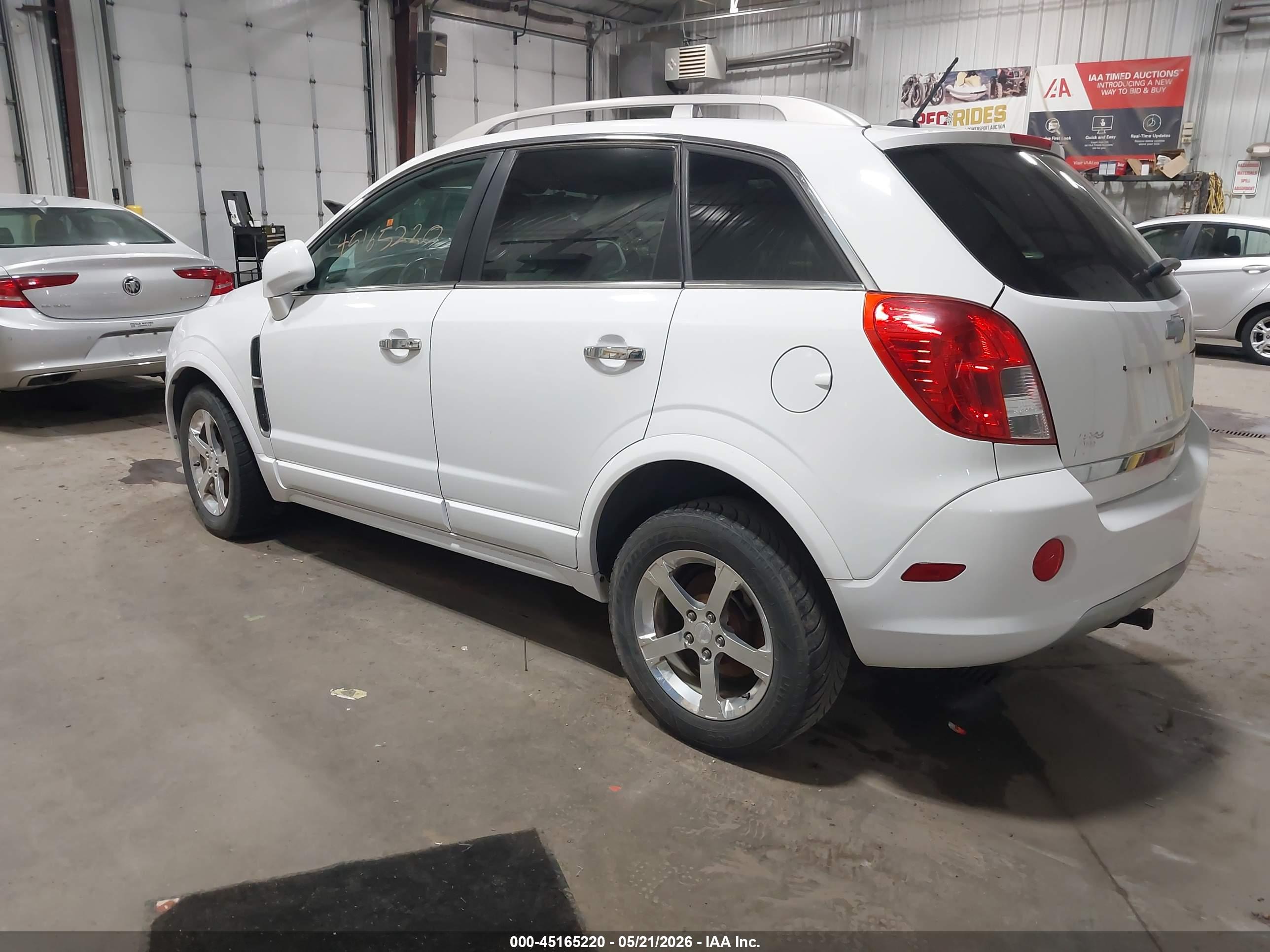 CHEVROLET CAPTIVA image 3