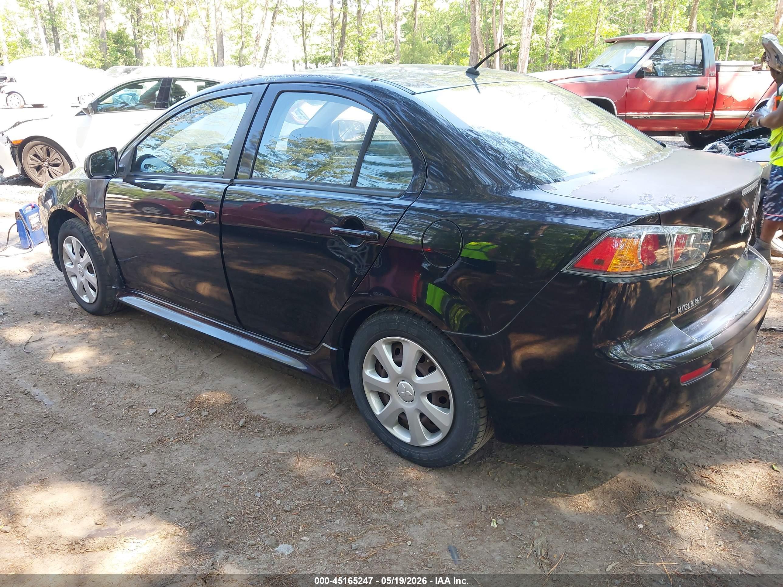 MITSUBISHI LANCER image 3