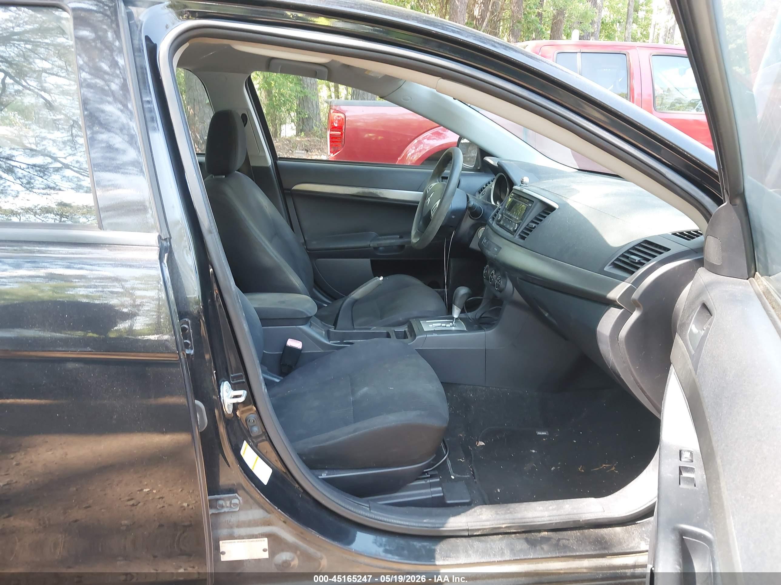 MITSUBISHI LANCER image 5