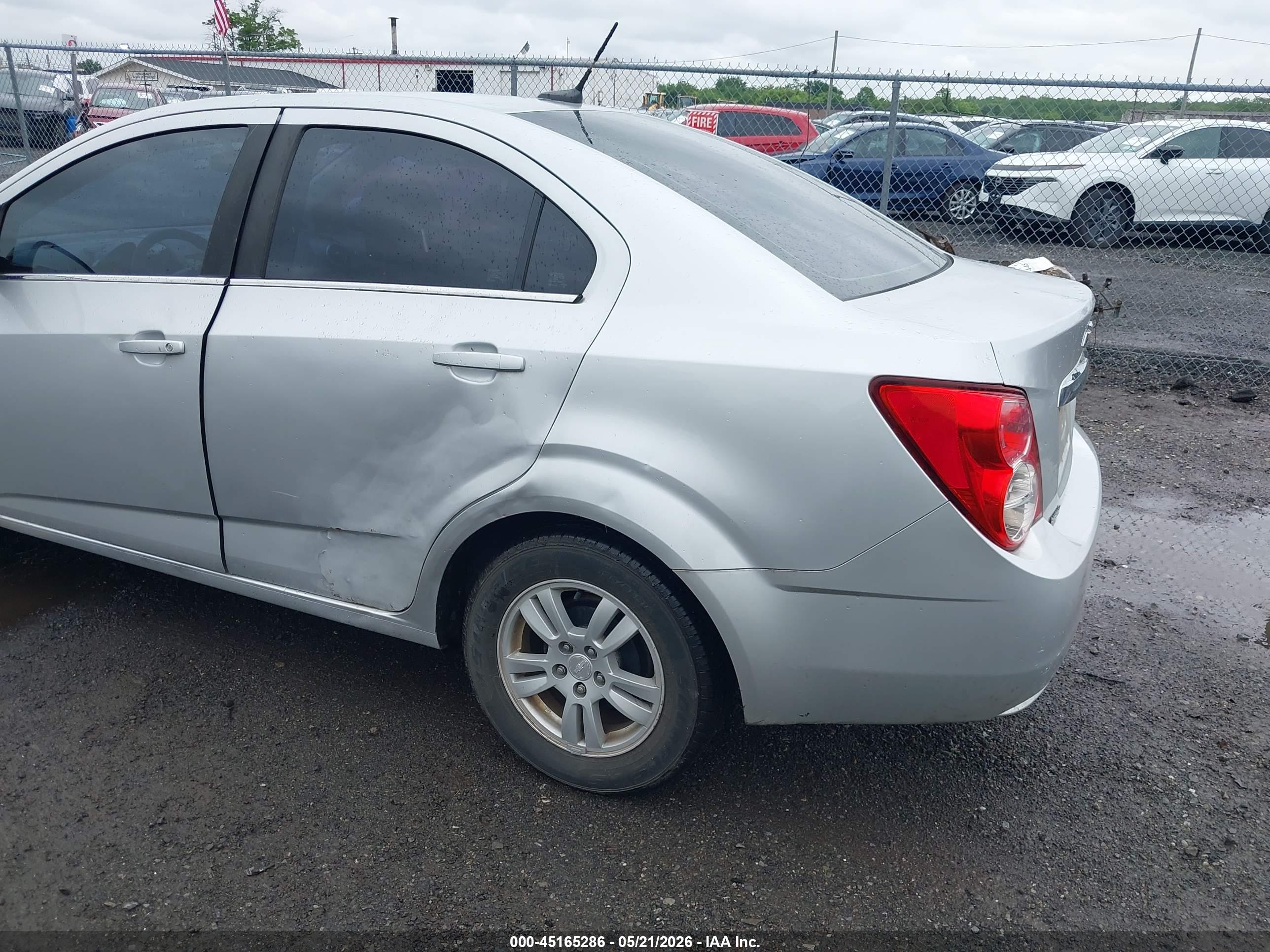 CHEVROLET SONIC image 6