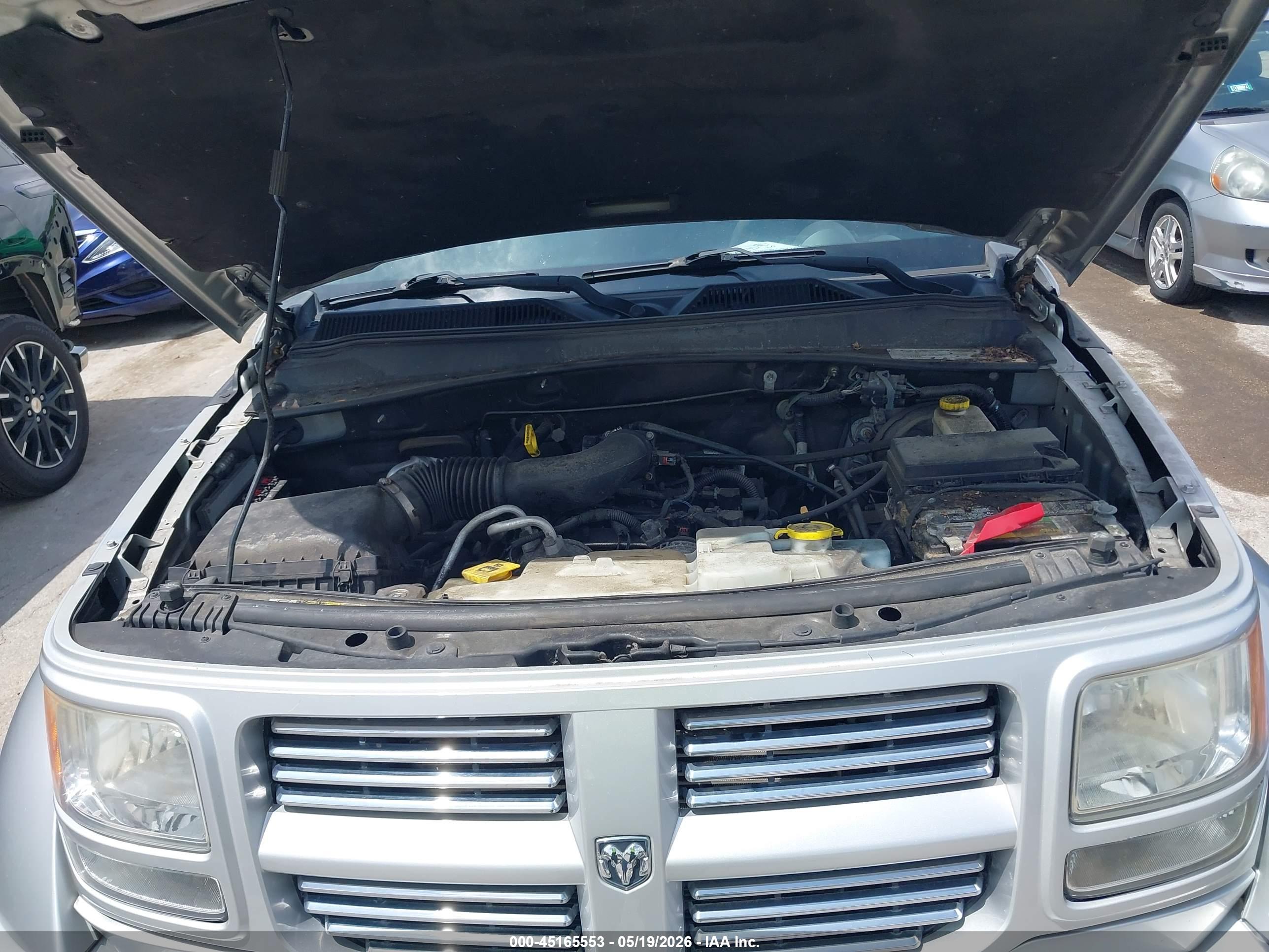 DODGE NITRO image 10