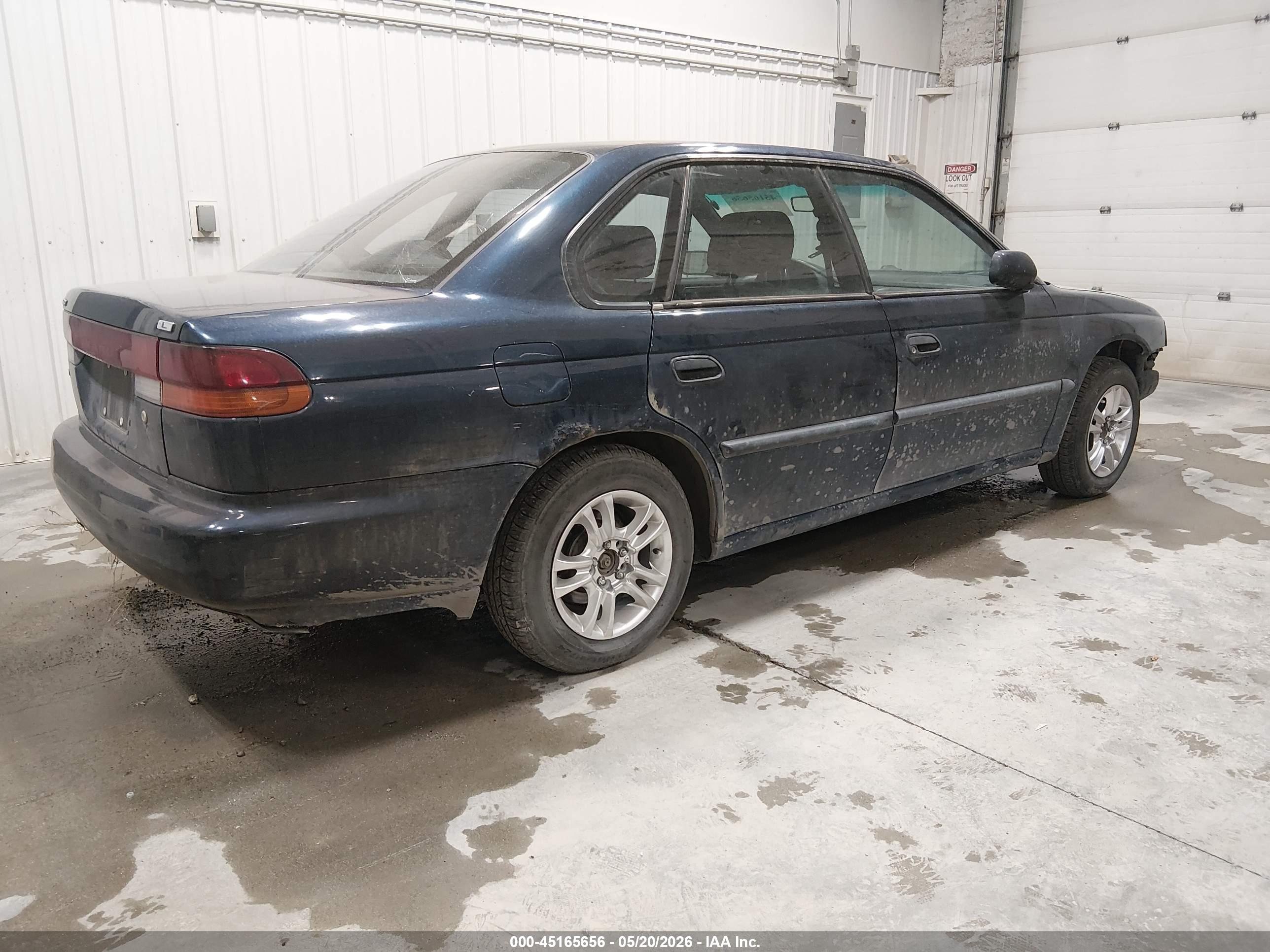 SUBARU LEGACY image 4