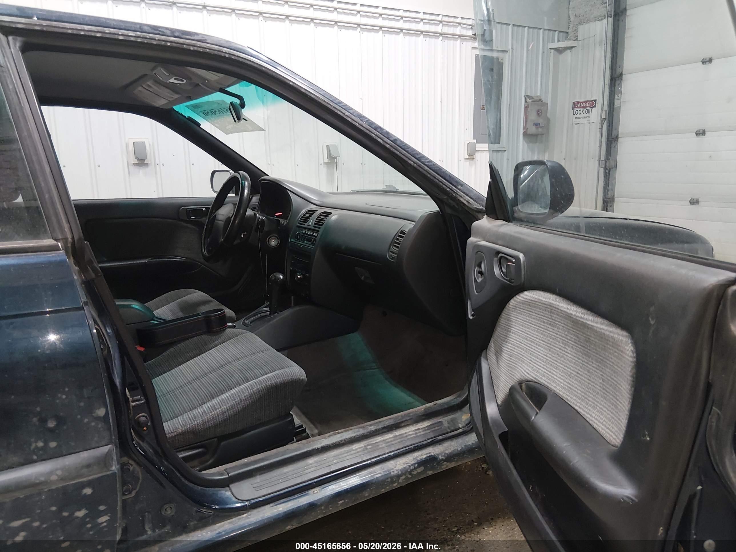 SUBARU LEGACY image 5