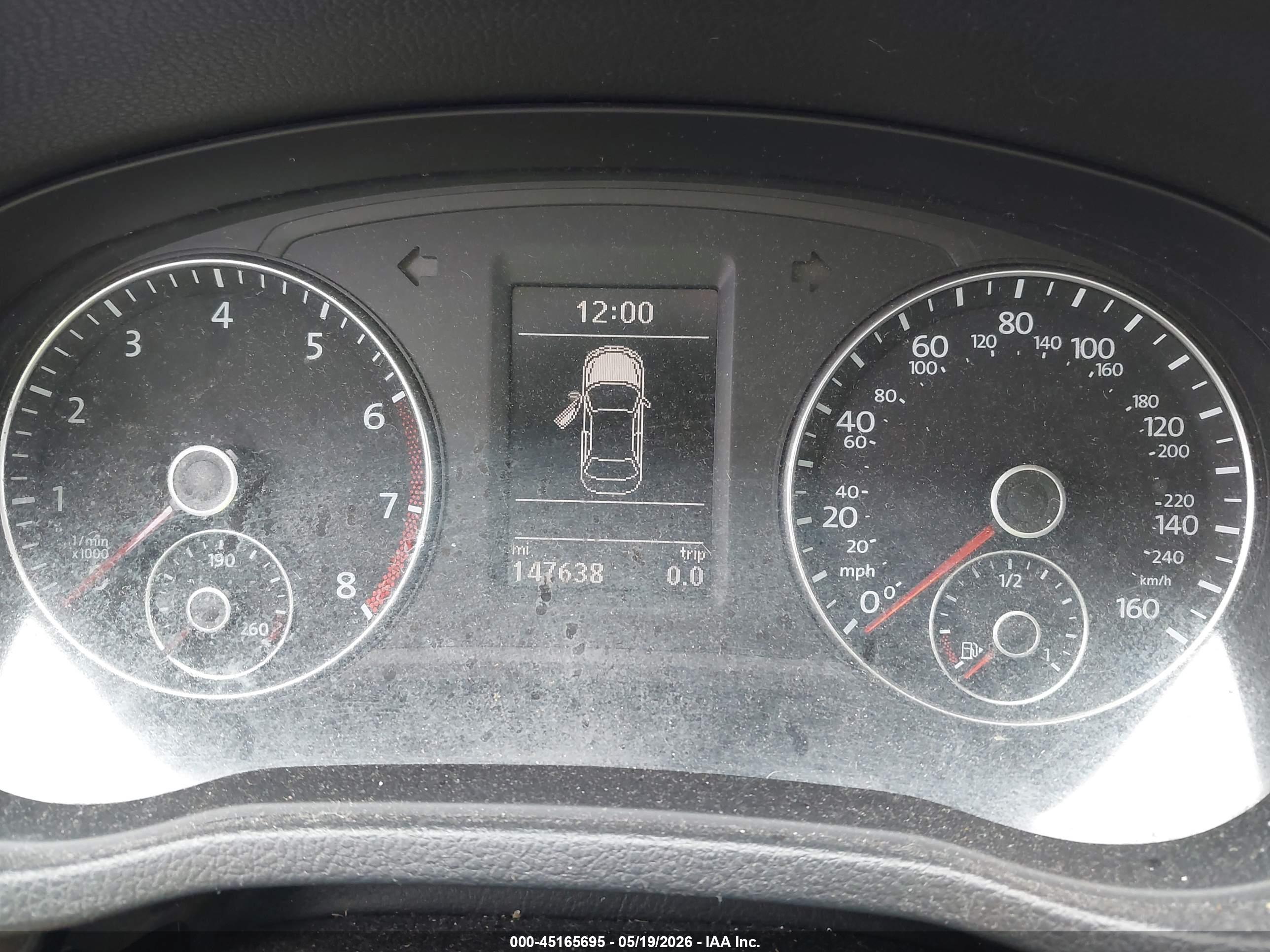 VOLKSWAGEN PASSAT image 7