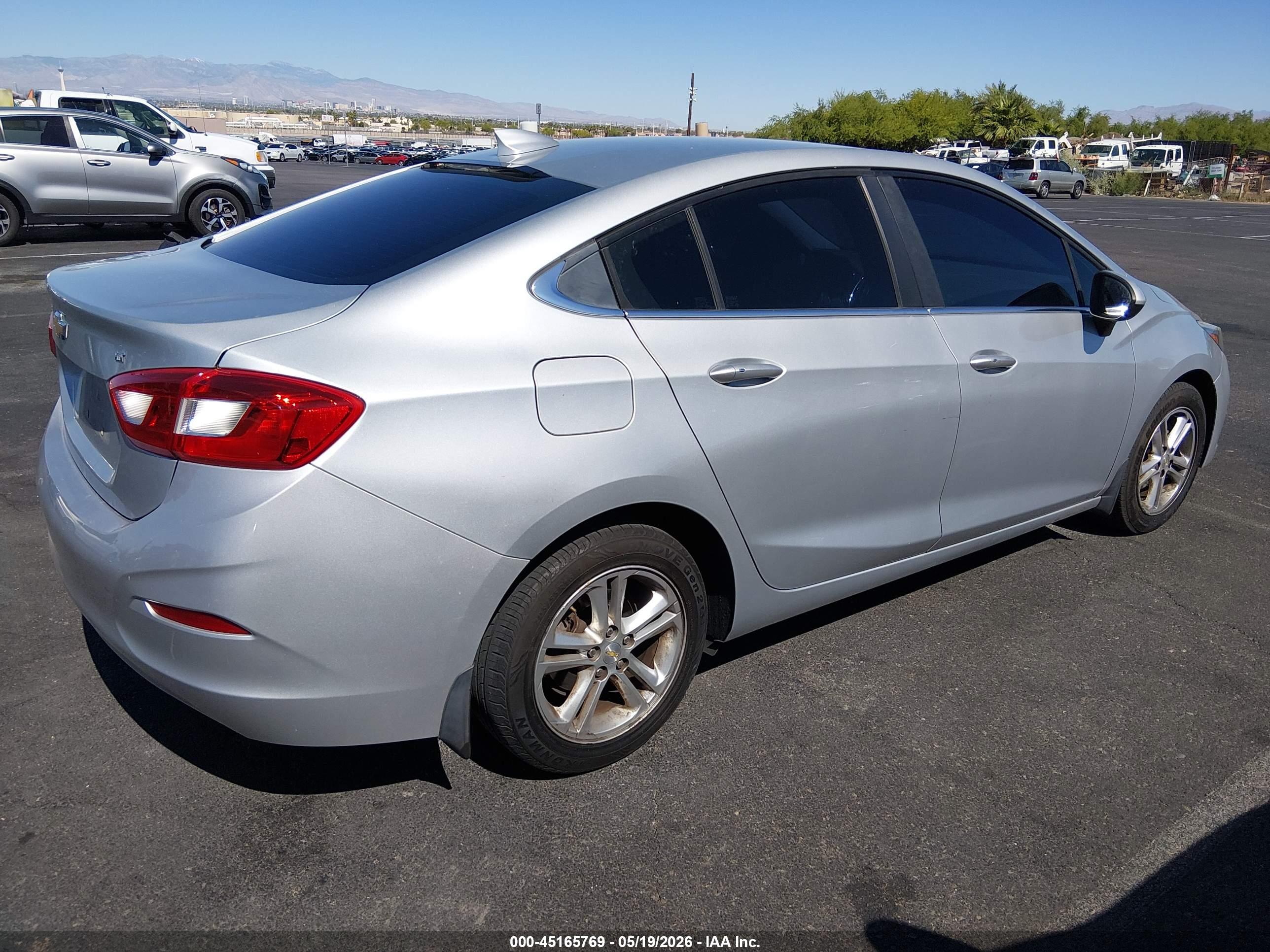 CHEVROLET CRUZE image 4