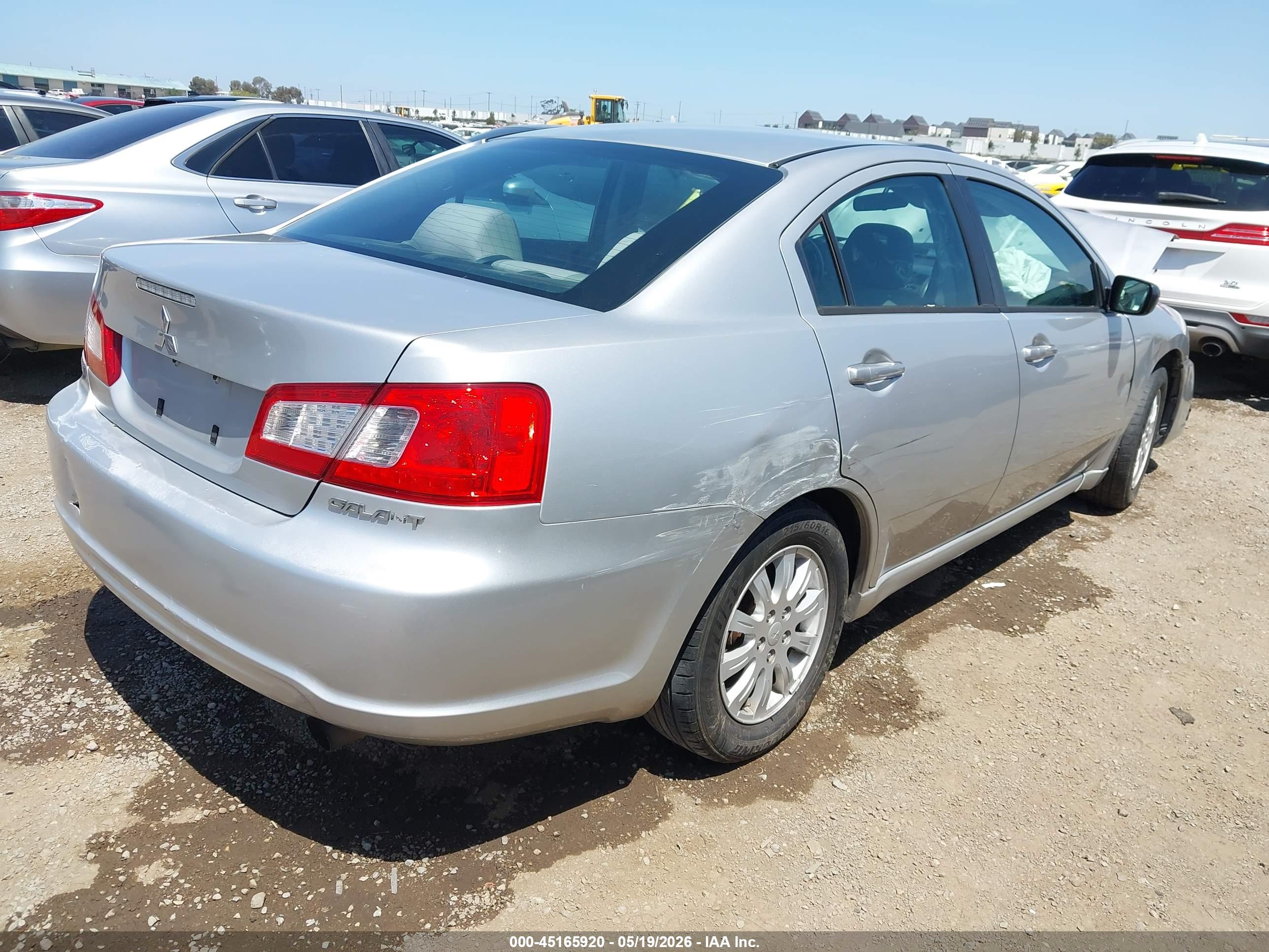 MITSUBISHI GALANT image 4
