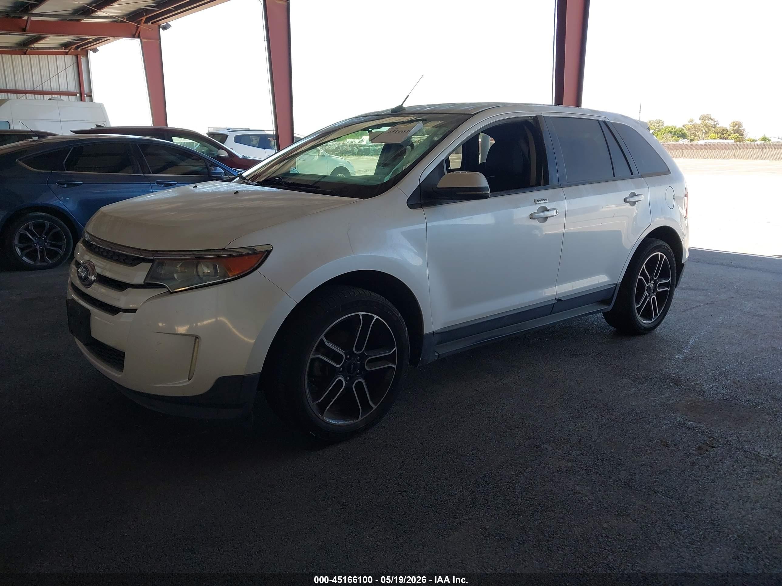 FORD EDGE image 2