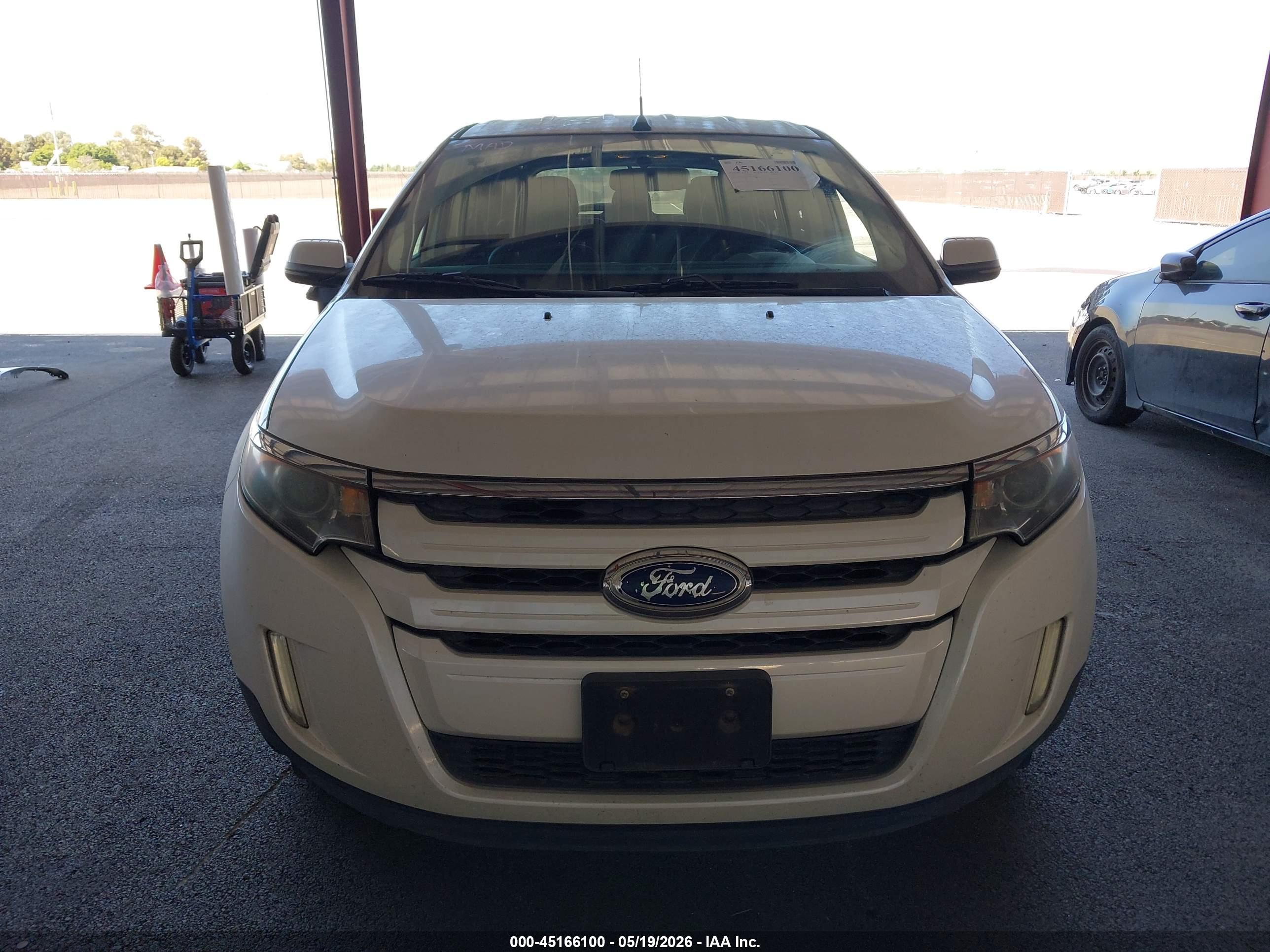 FORD EDGE image 6