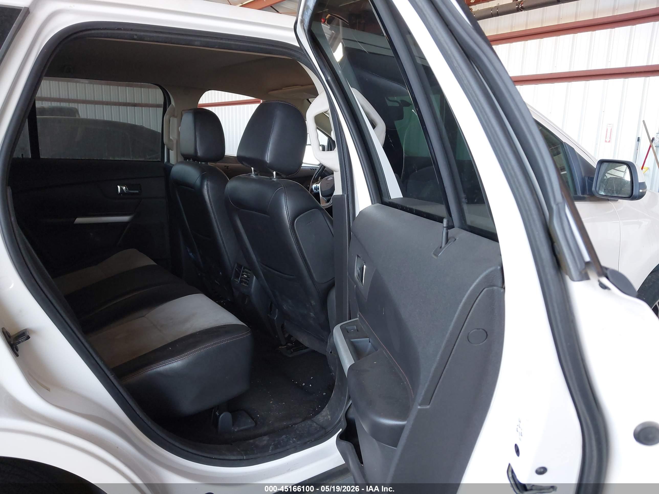 FORD EDGE image 8
