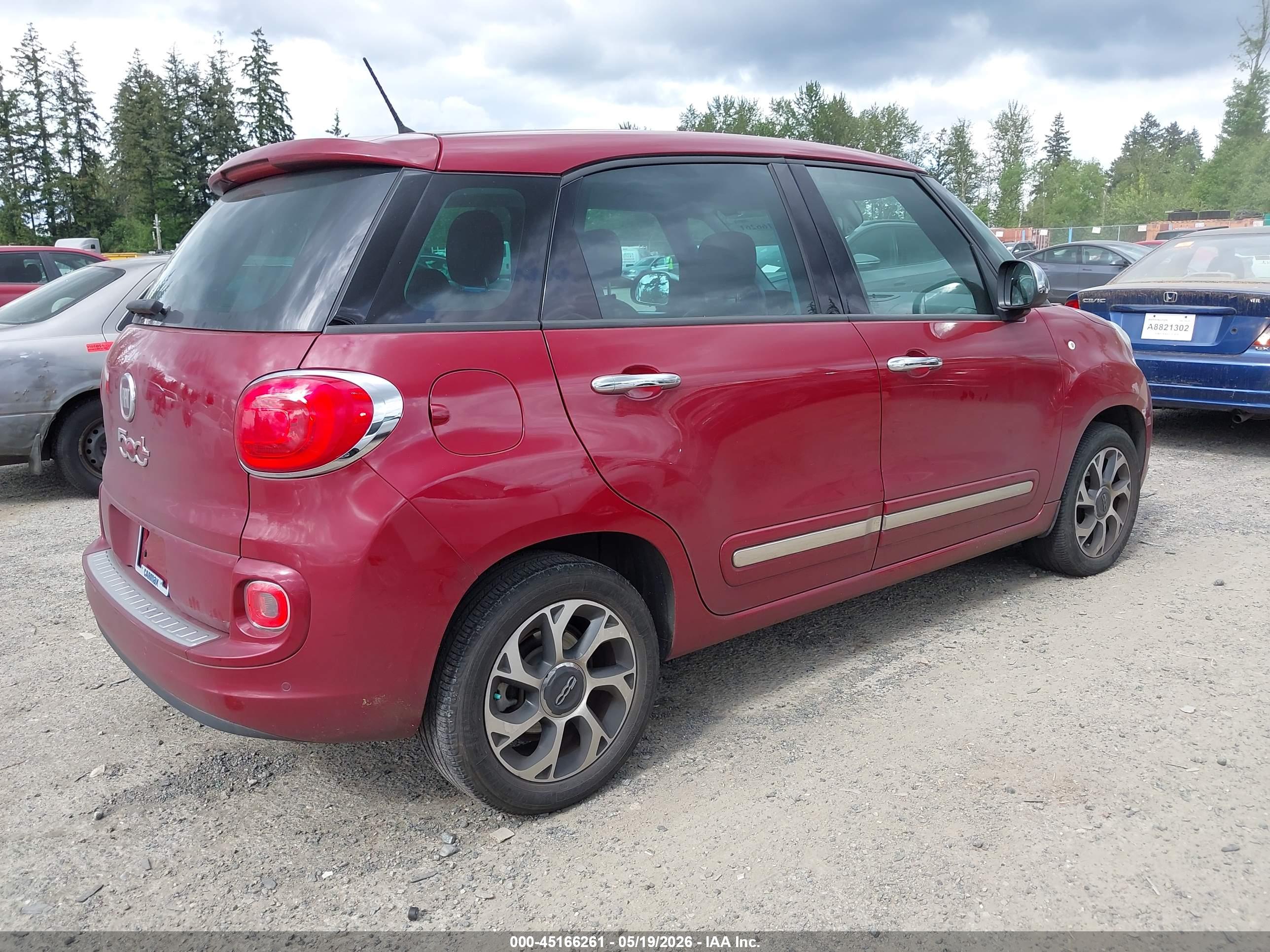 FIAT 500L image 4