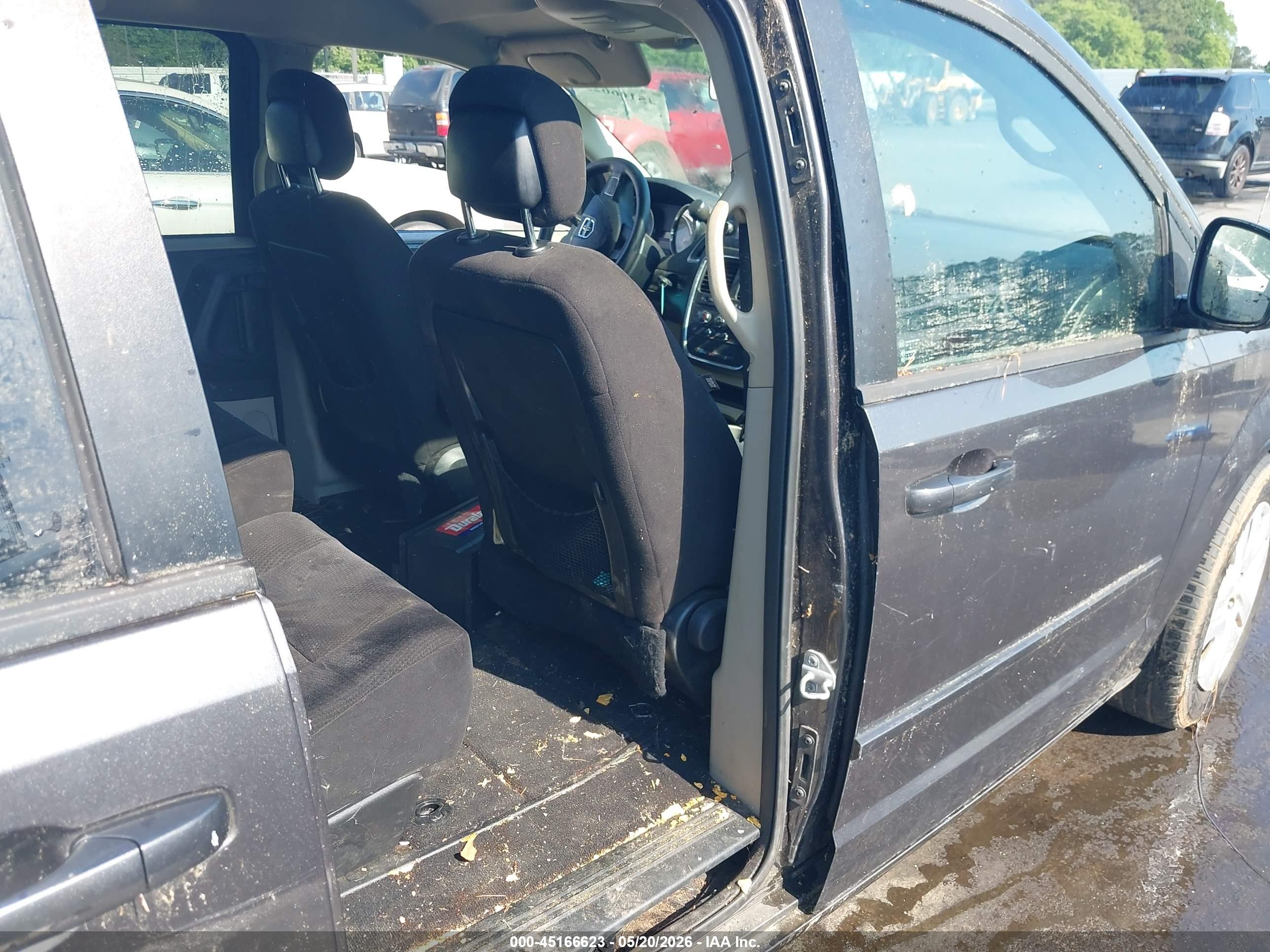DODGE GRAND image 8