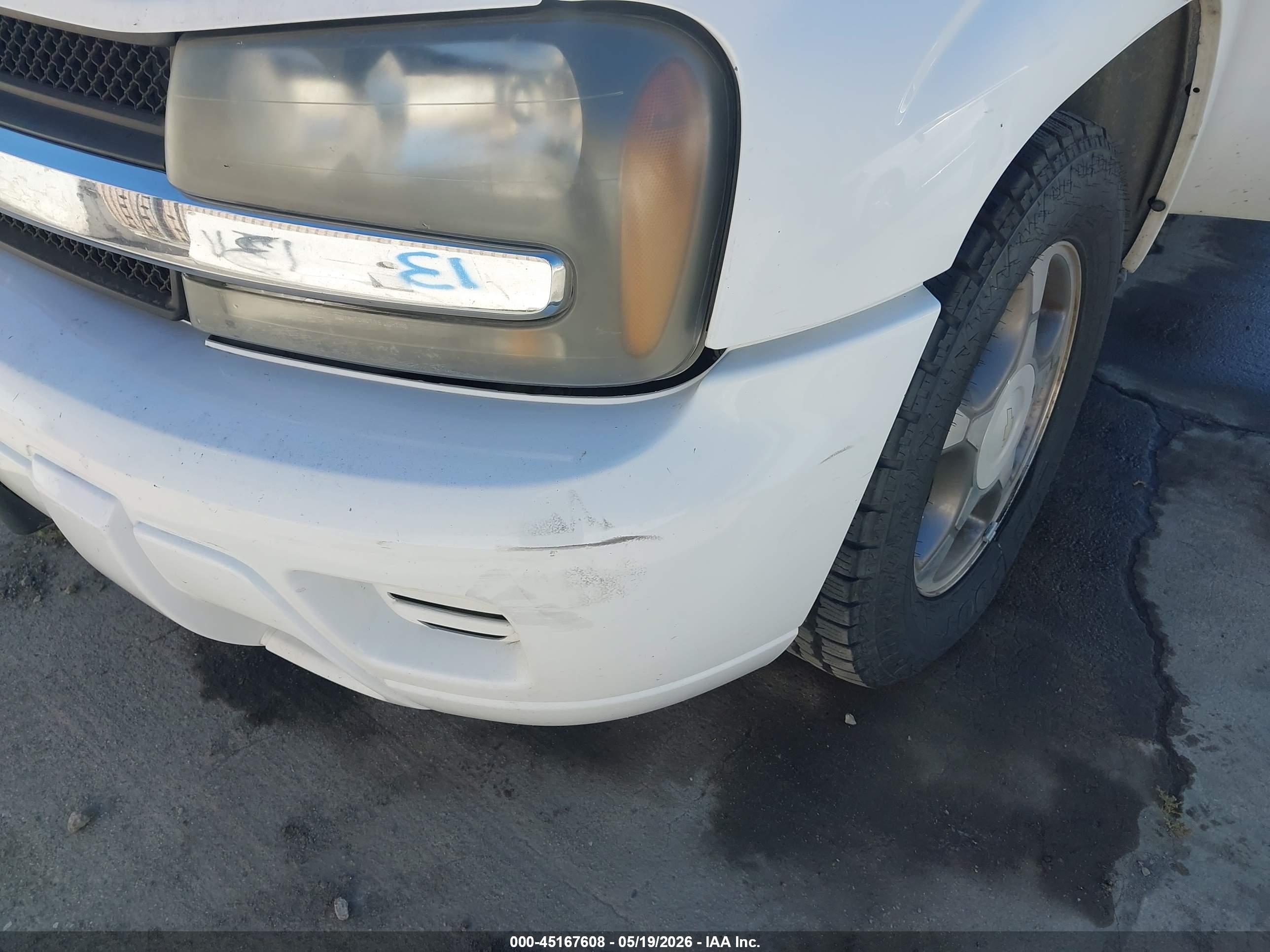 CHEVROLET TRAILBLAZER image 6