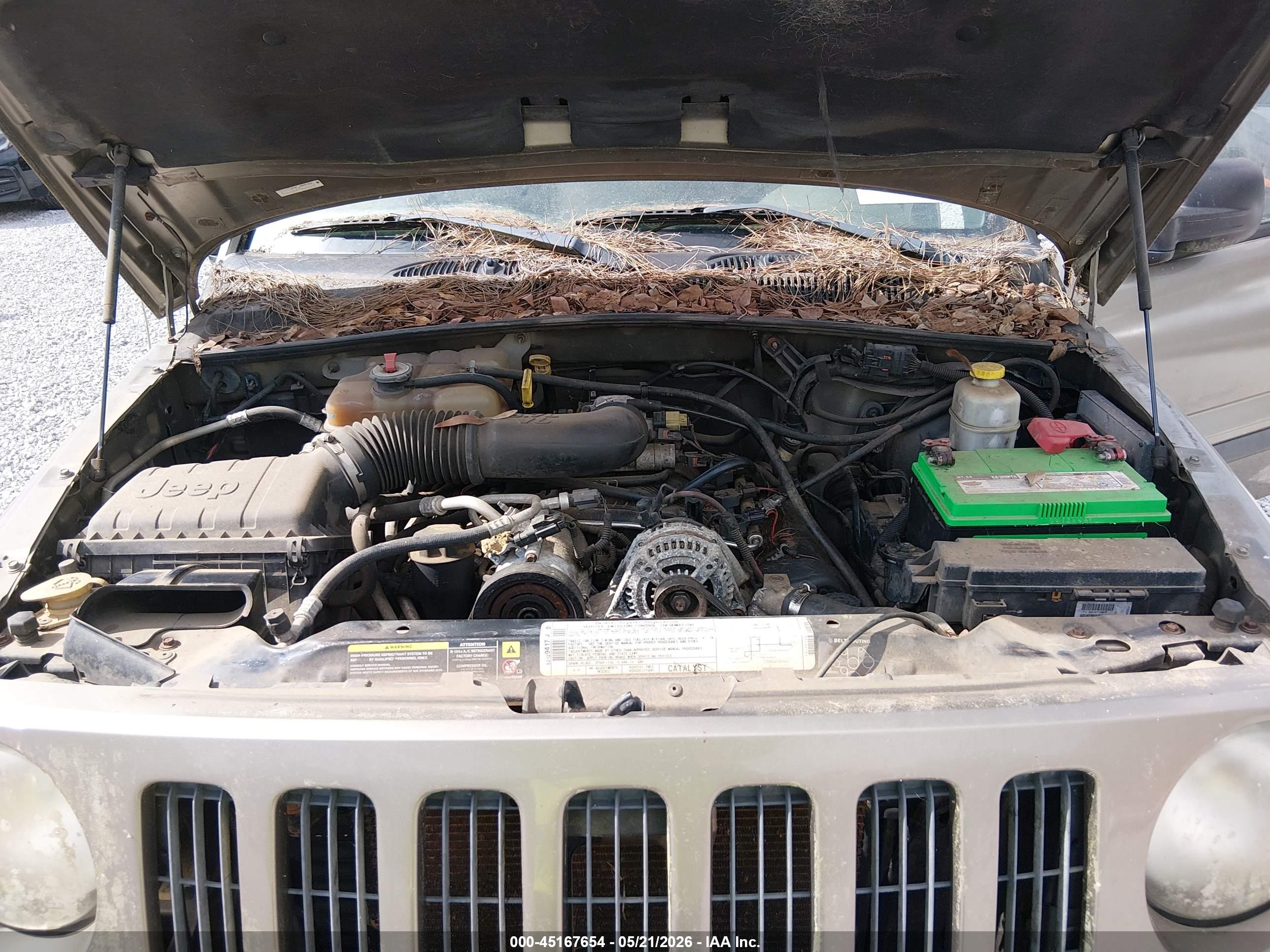 JEEP LIBERTY image 10