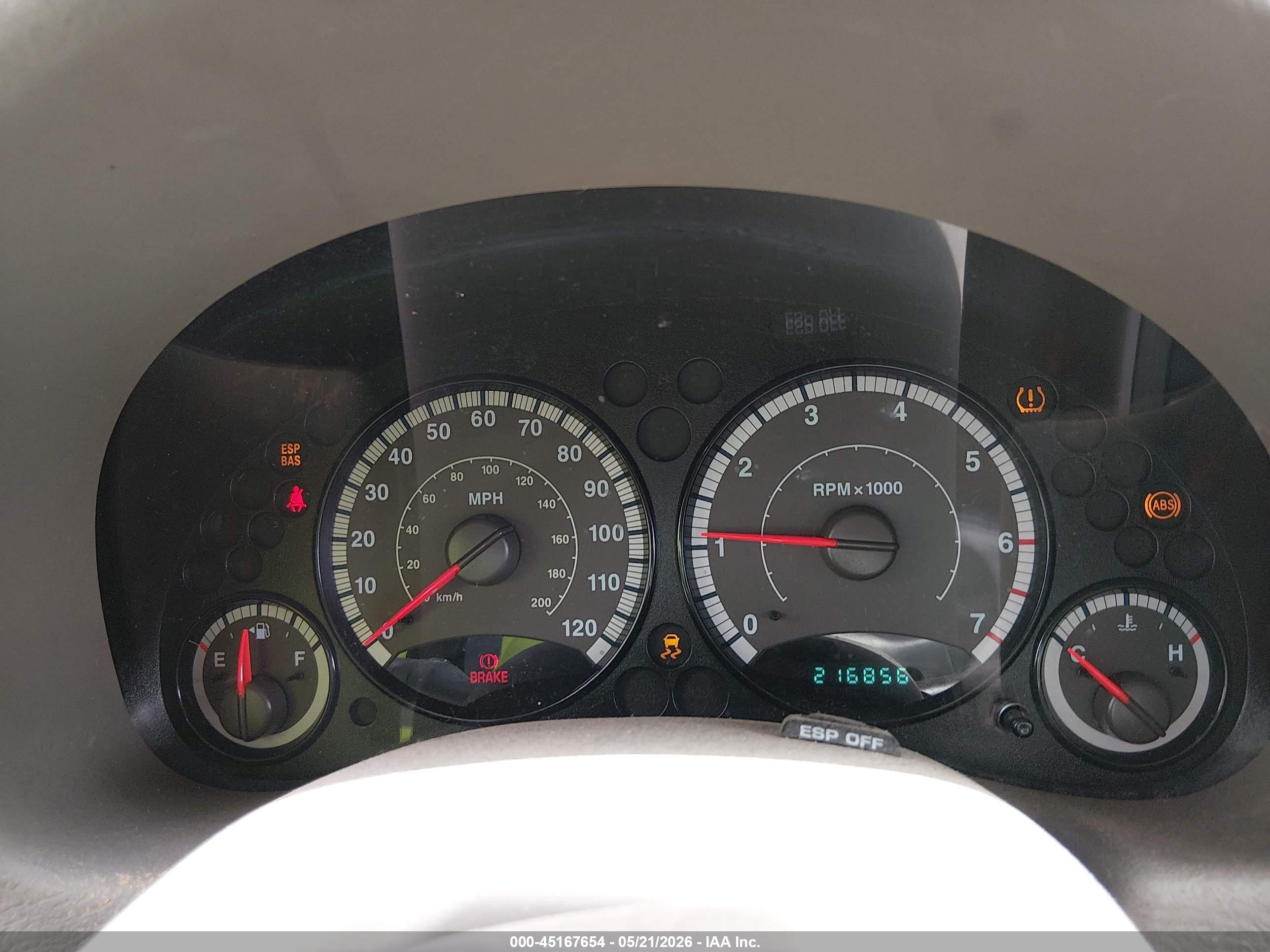 JEEP LIBERTY image 7
