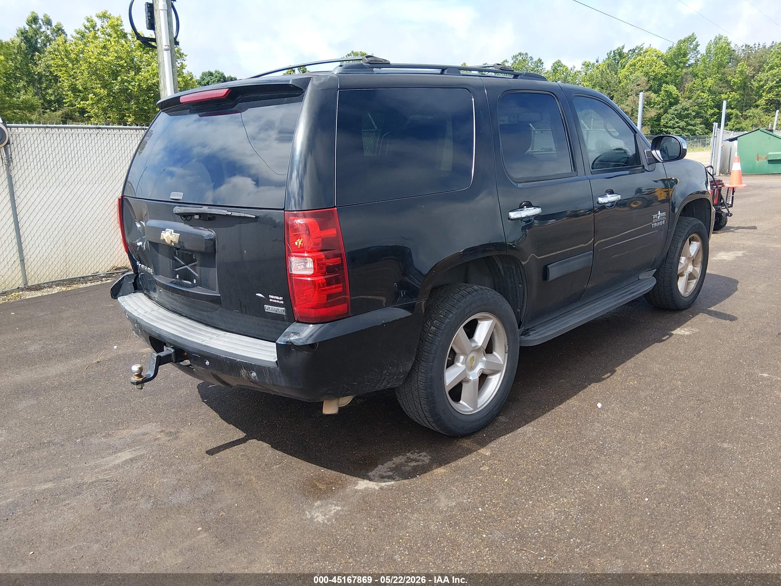 CHEVROLET TAHOE image 4