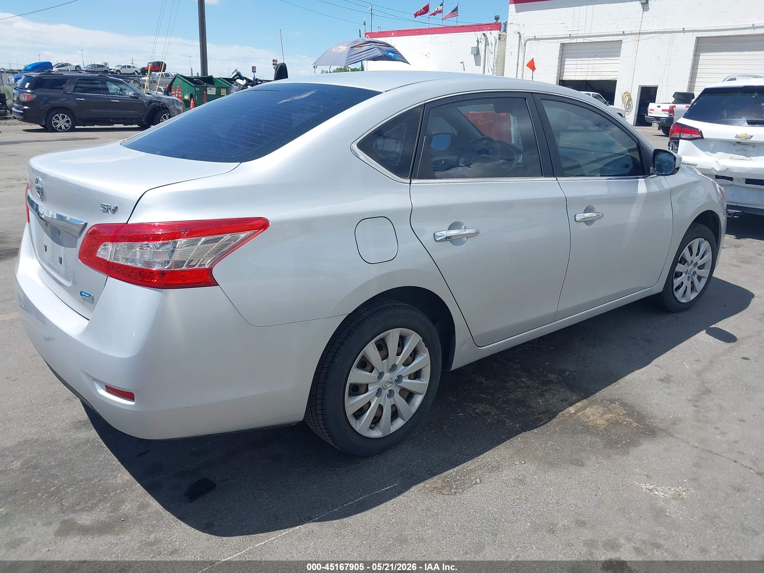 NISSAN SENTRA image 4