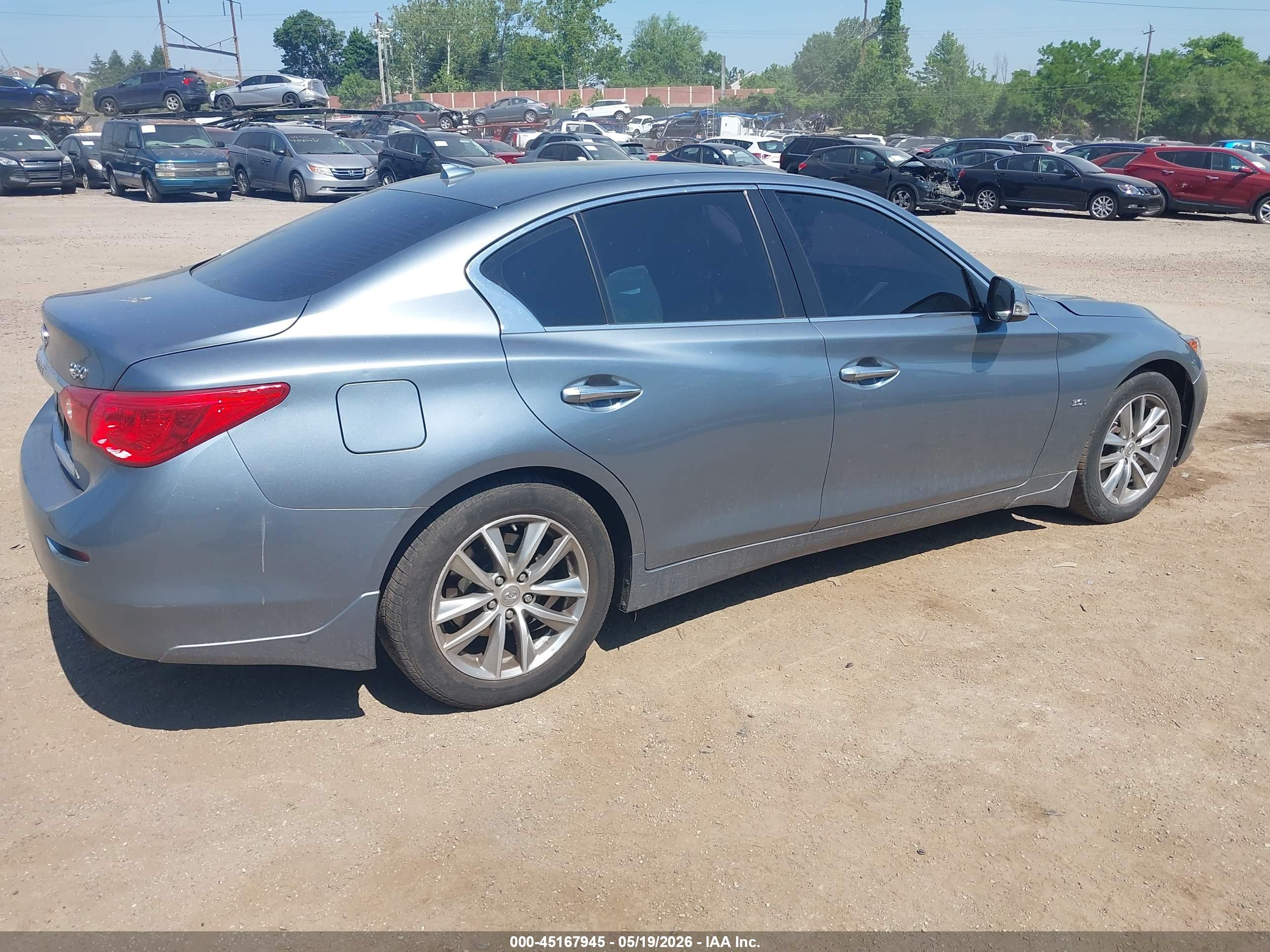 INFINITI Q50 image 4