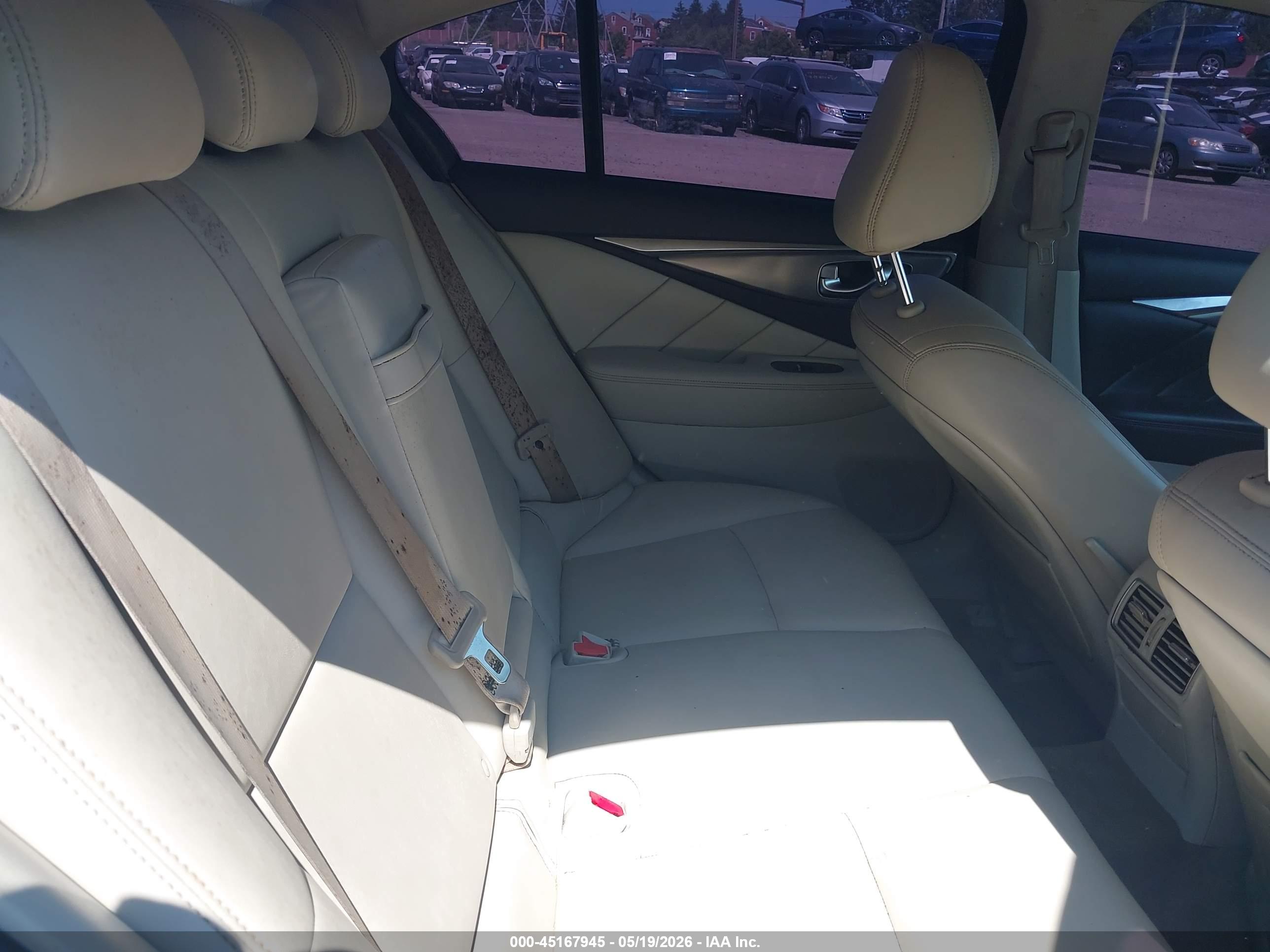INFINITI Q50 image 8