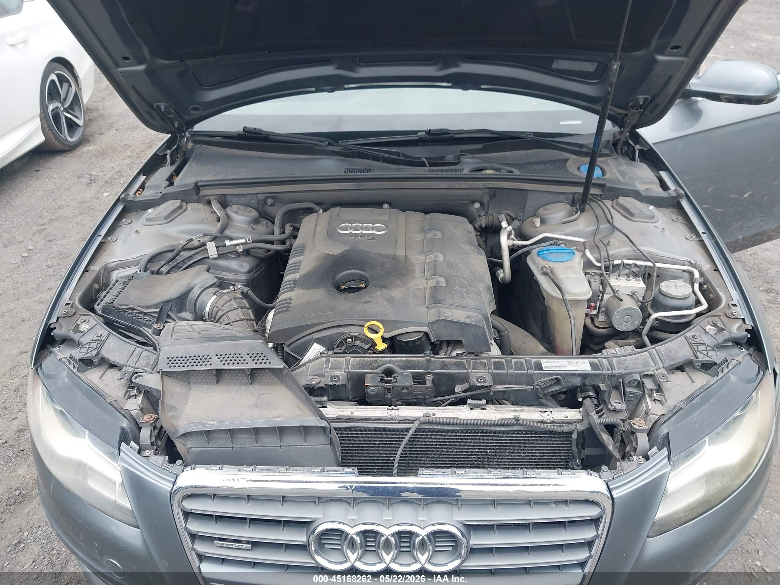 AUDI A4 image 10