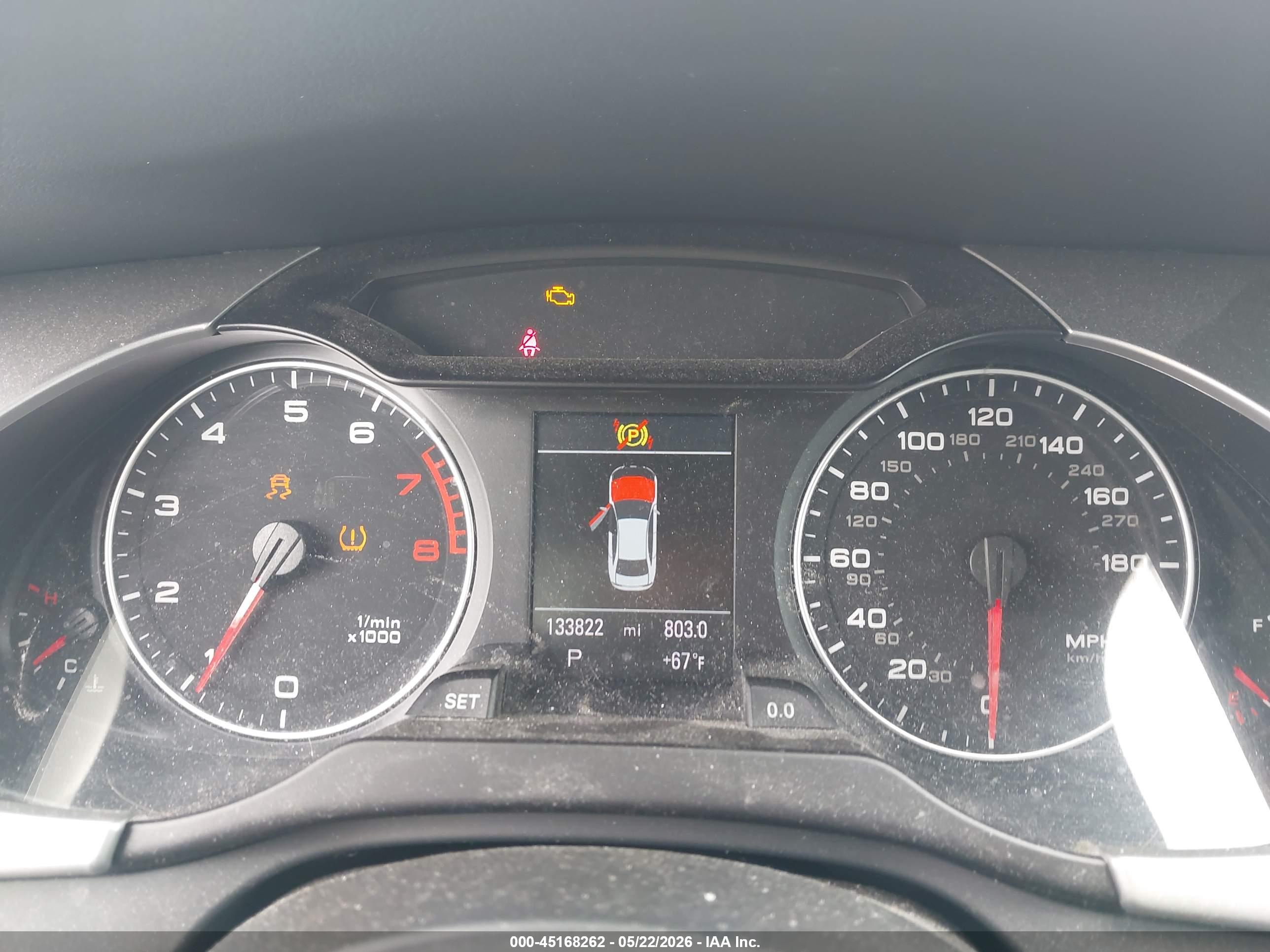 AUDI A4 image 7