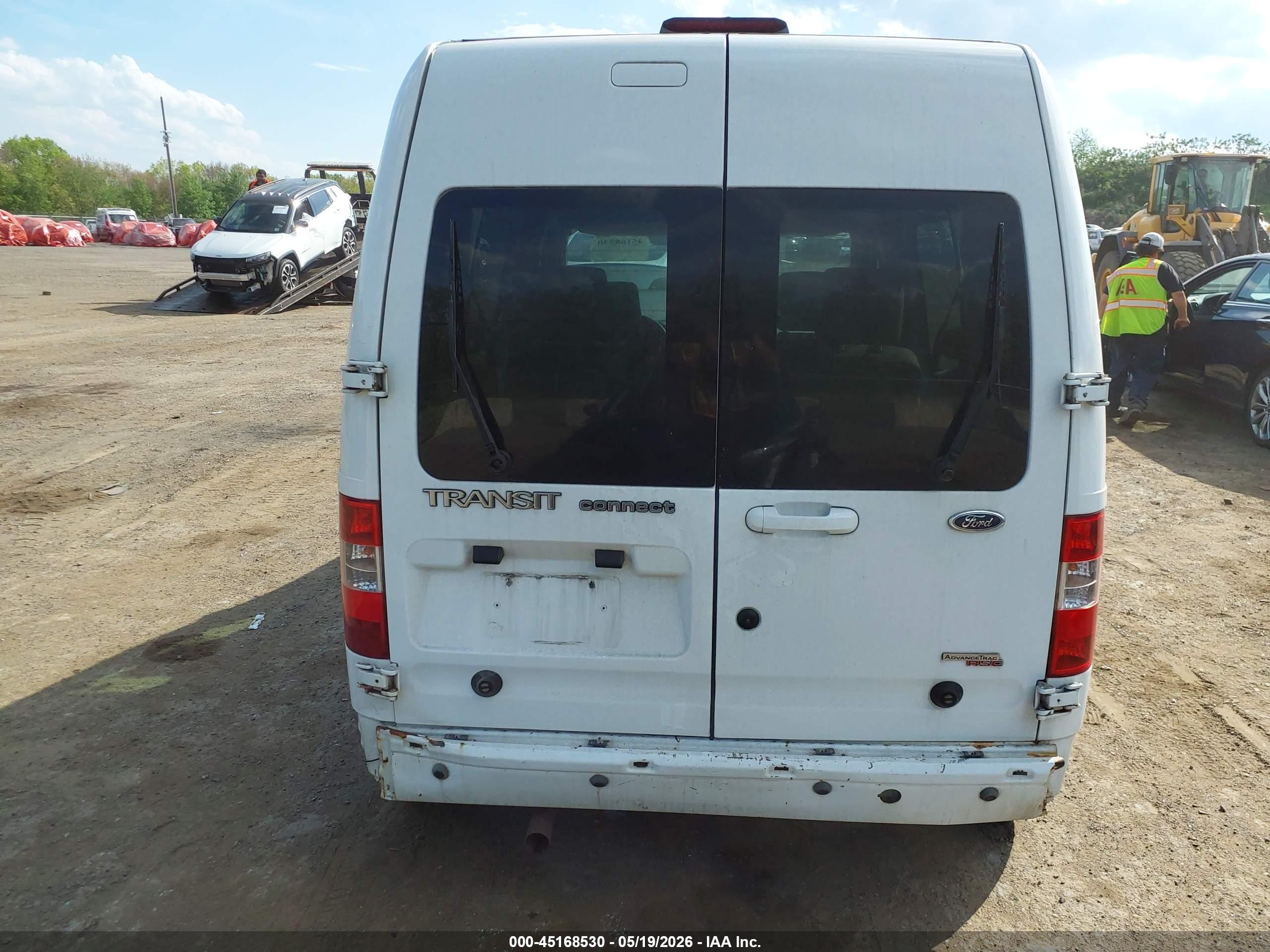 FORD TRANSIT image 6