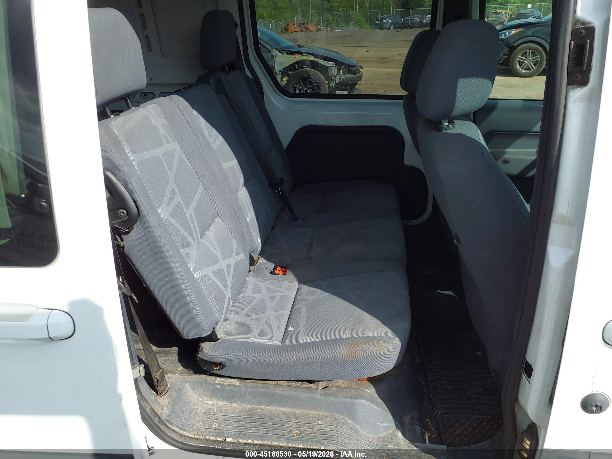FORD TRANSIT image 8