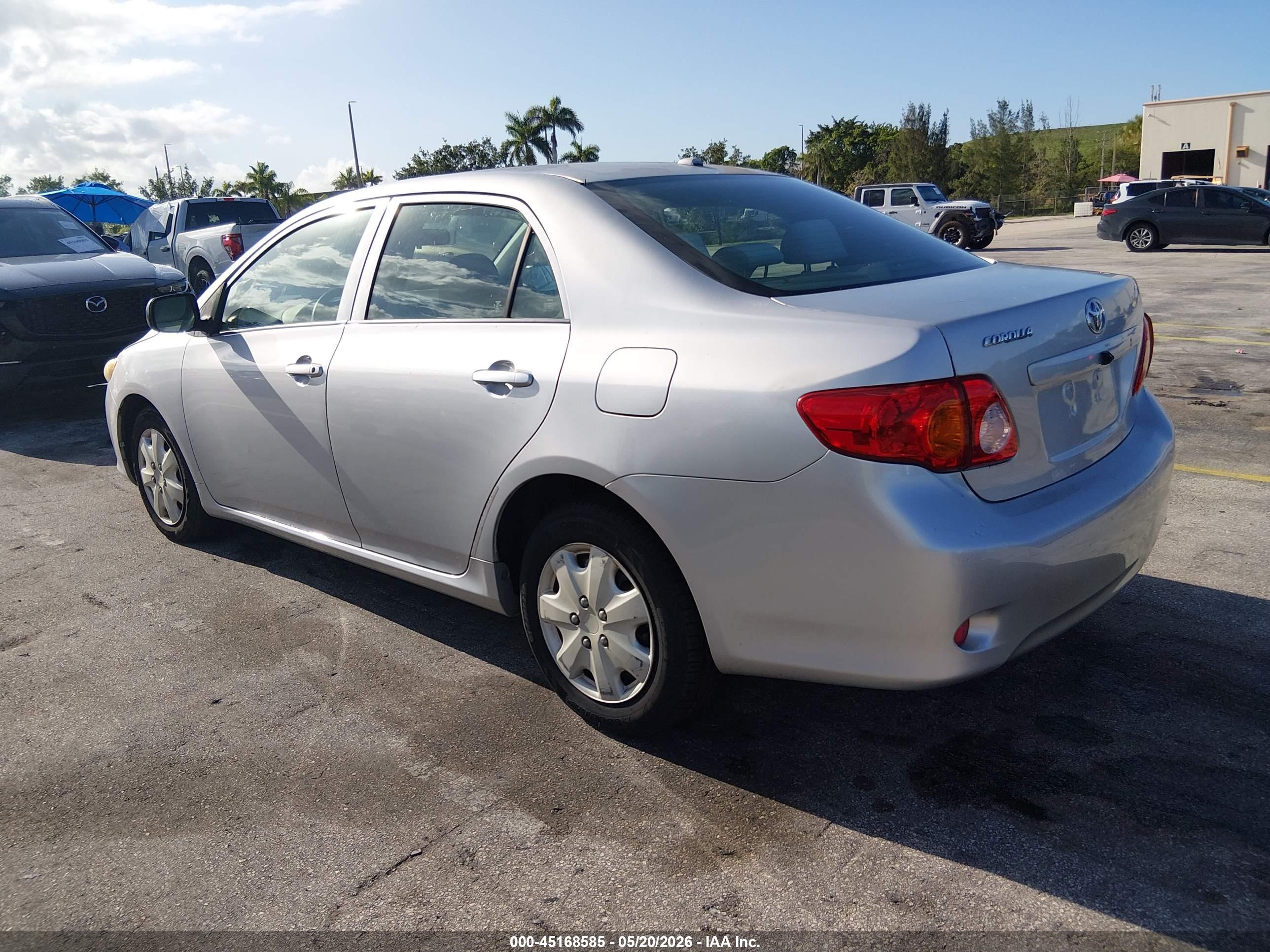TOYOTA COROLLA image 3