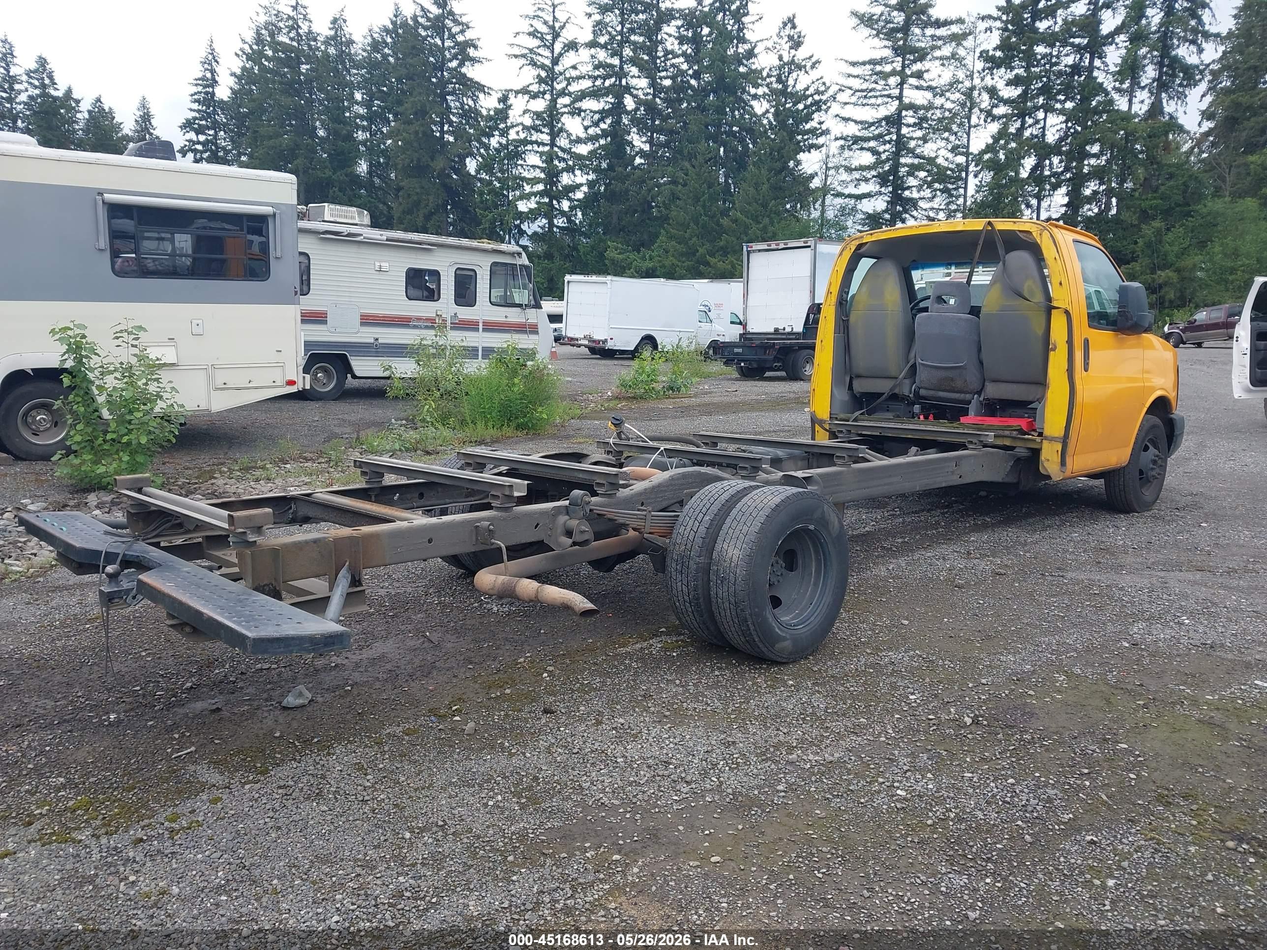 GMC SAVANA image 4