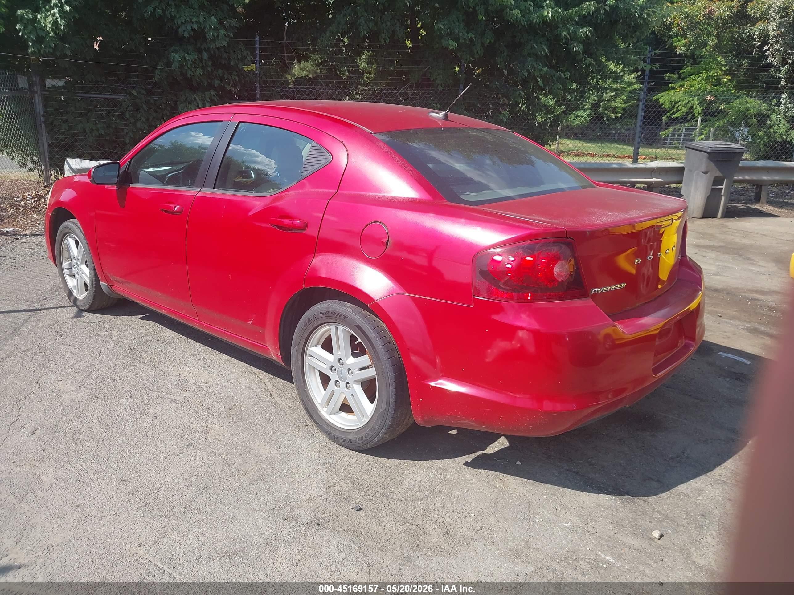 DODGE AVENGER image 3
