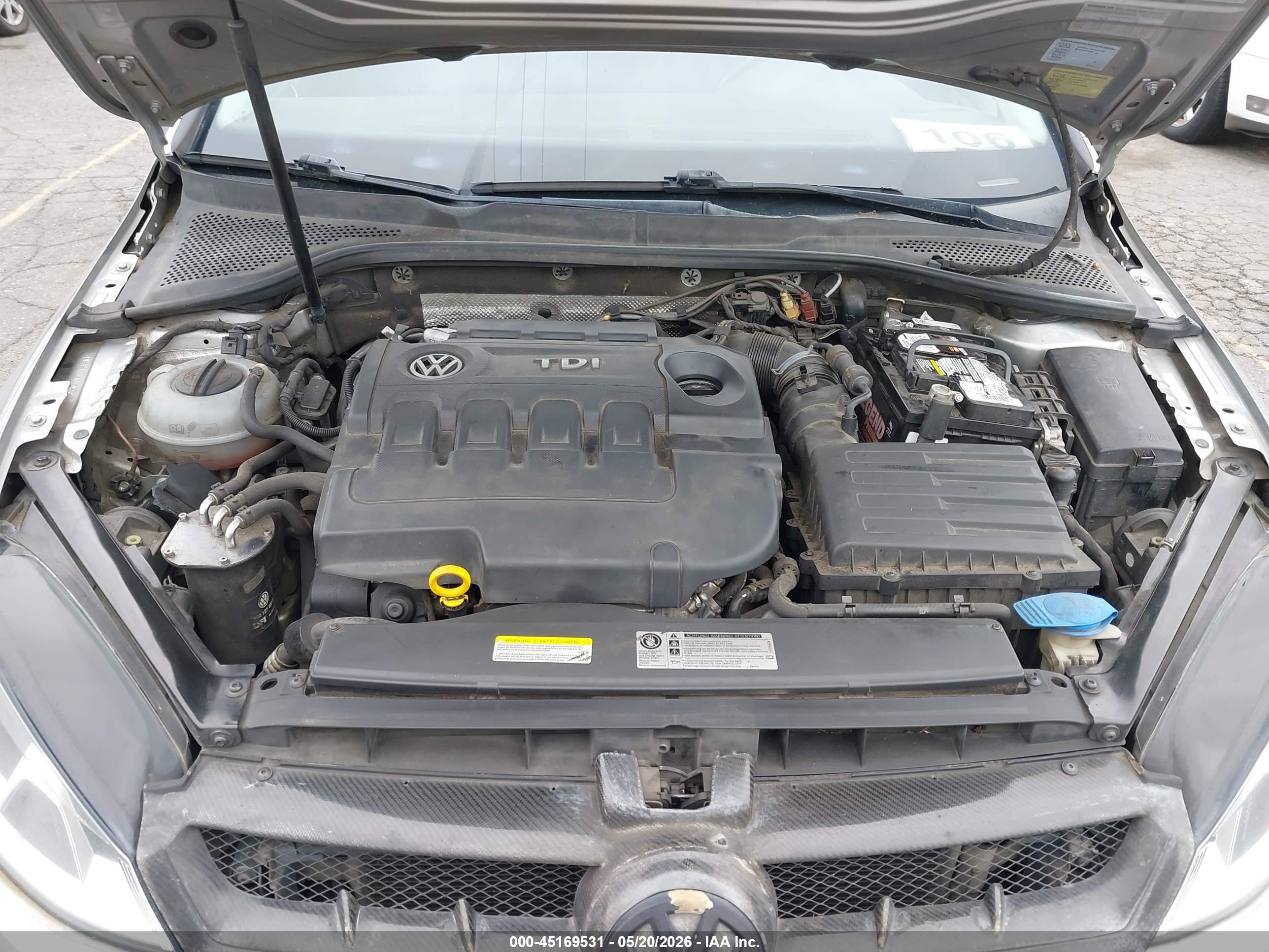 VOLKSWAGEN GOLF image 10