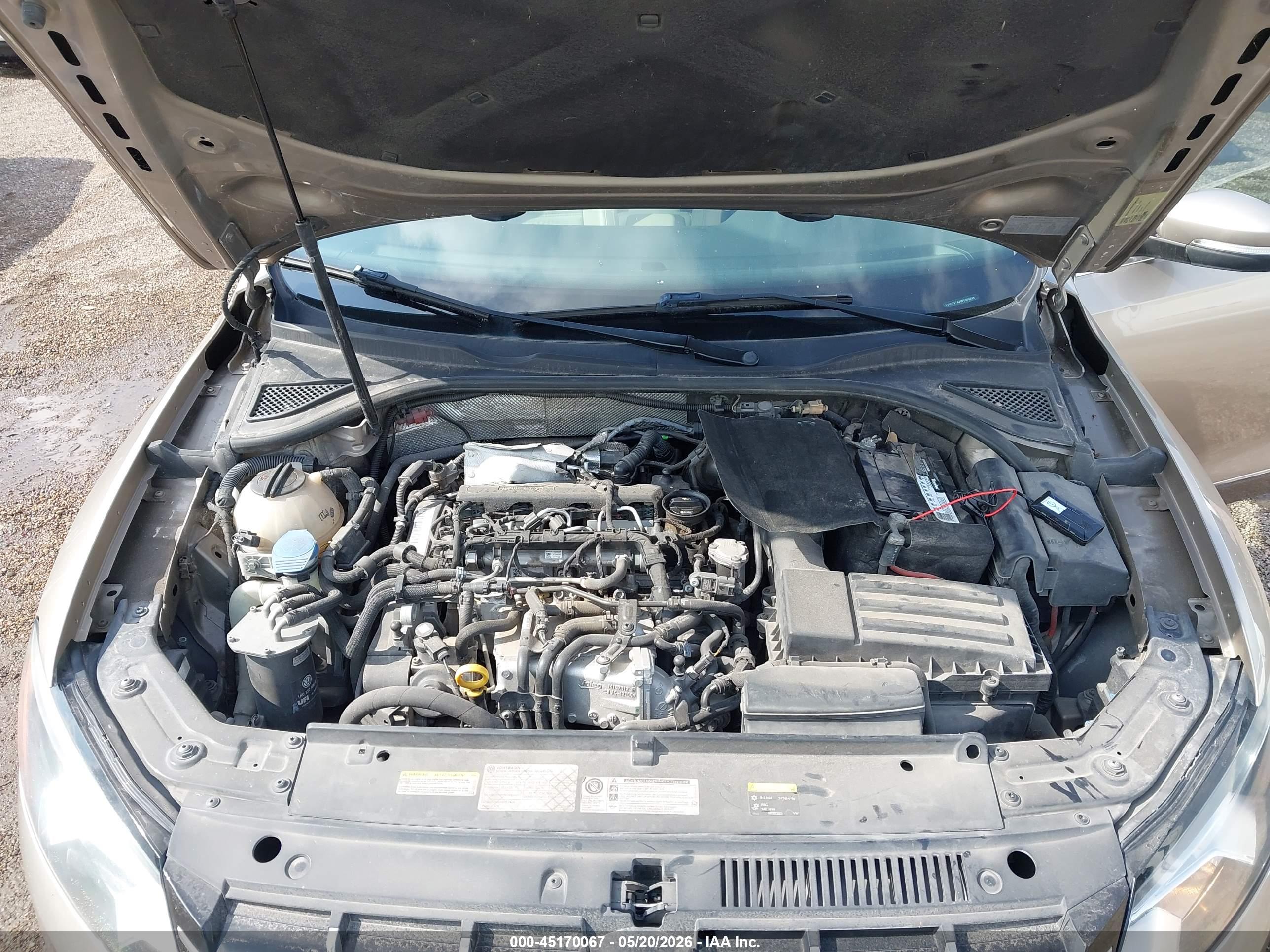 VOLKSWAGEN PASSAT image 10