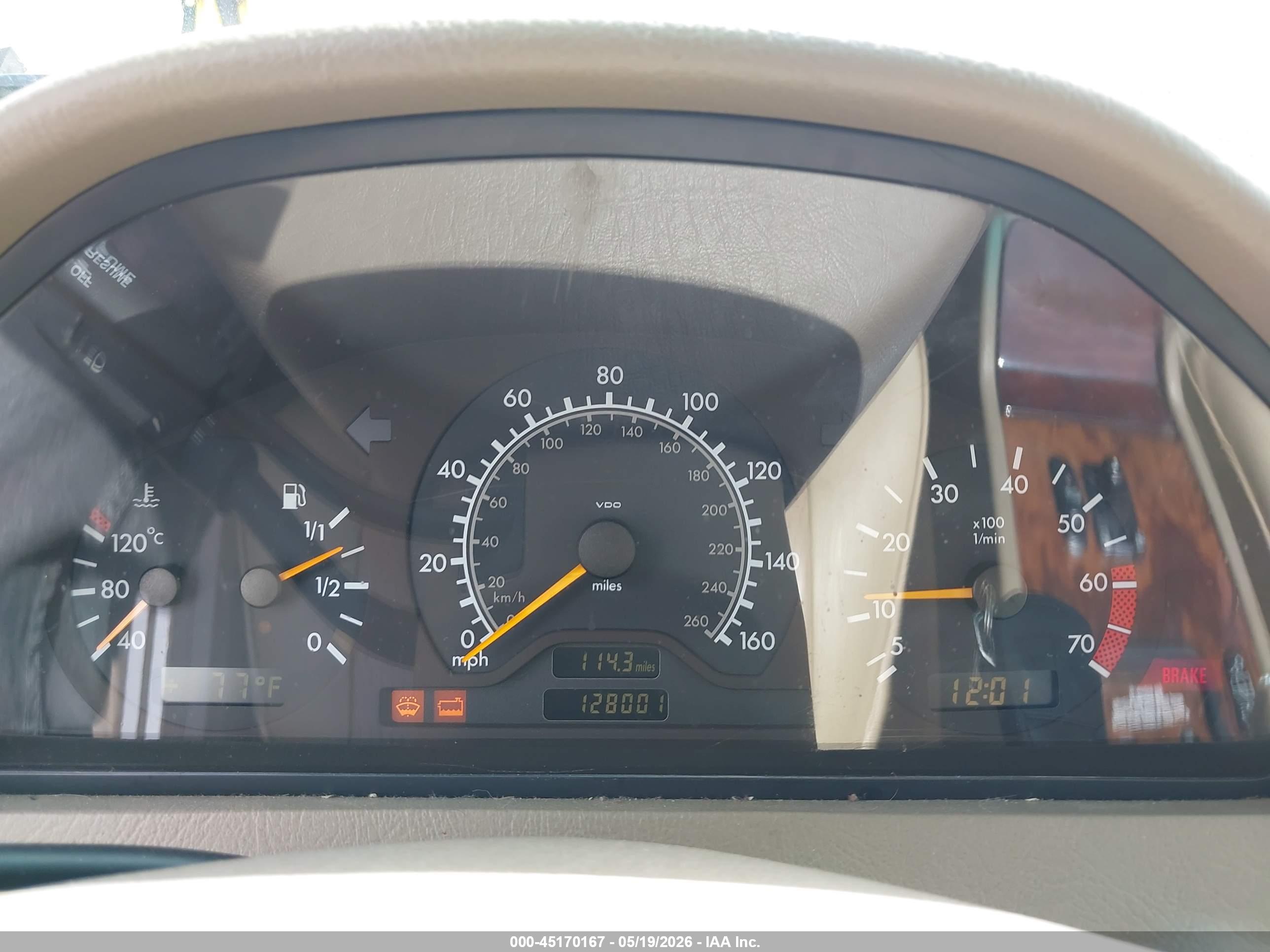 MERCEDES-BENZ C image 7