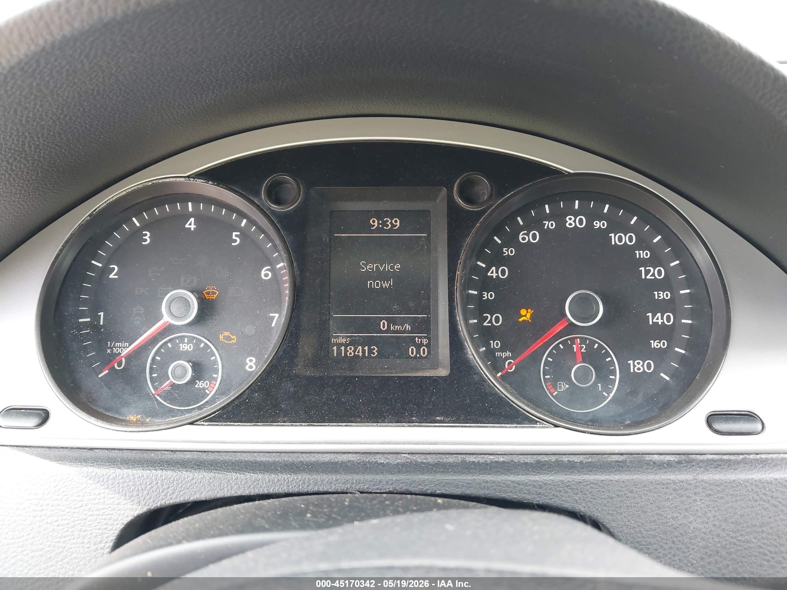VOLKSWAGEN CC image 7