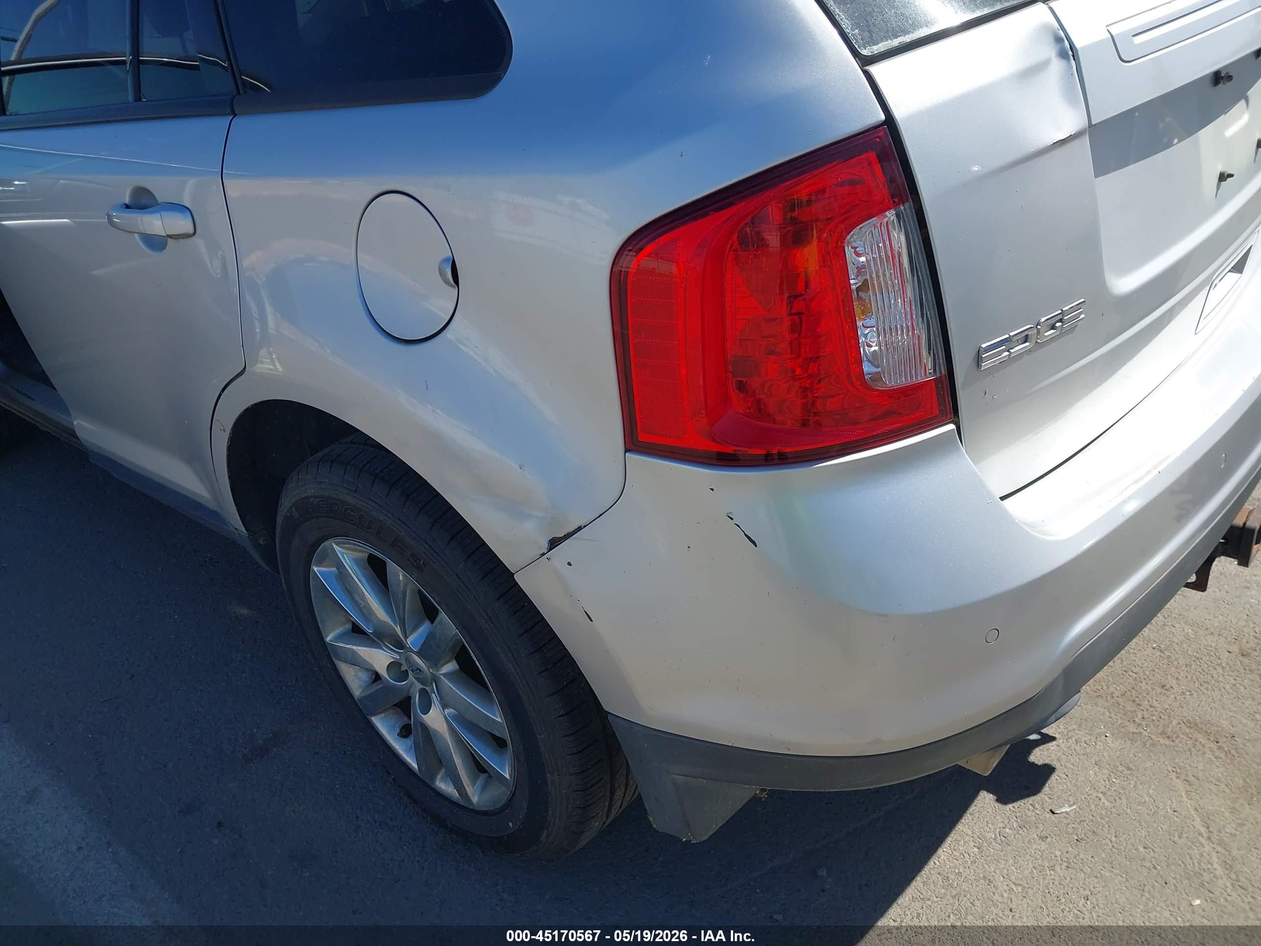 FORD EDGE image 6