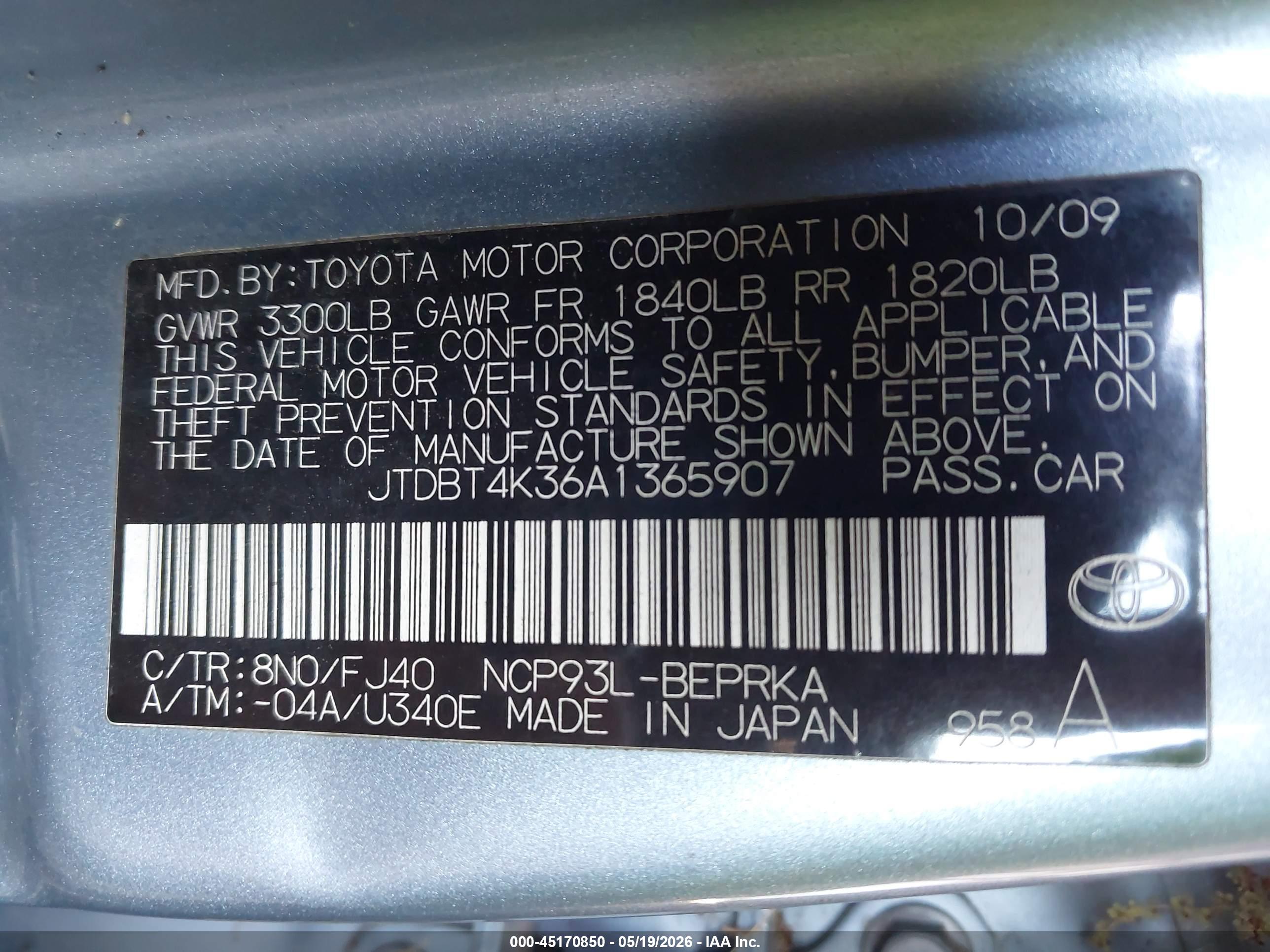 TOYOTA YARIS image 9