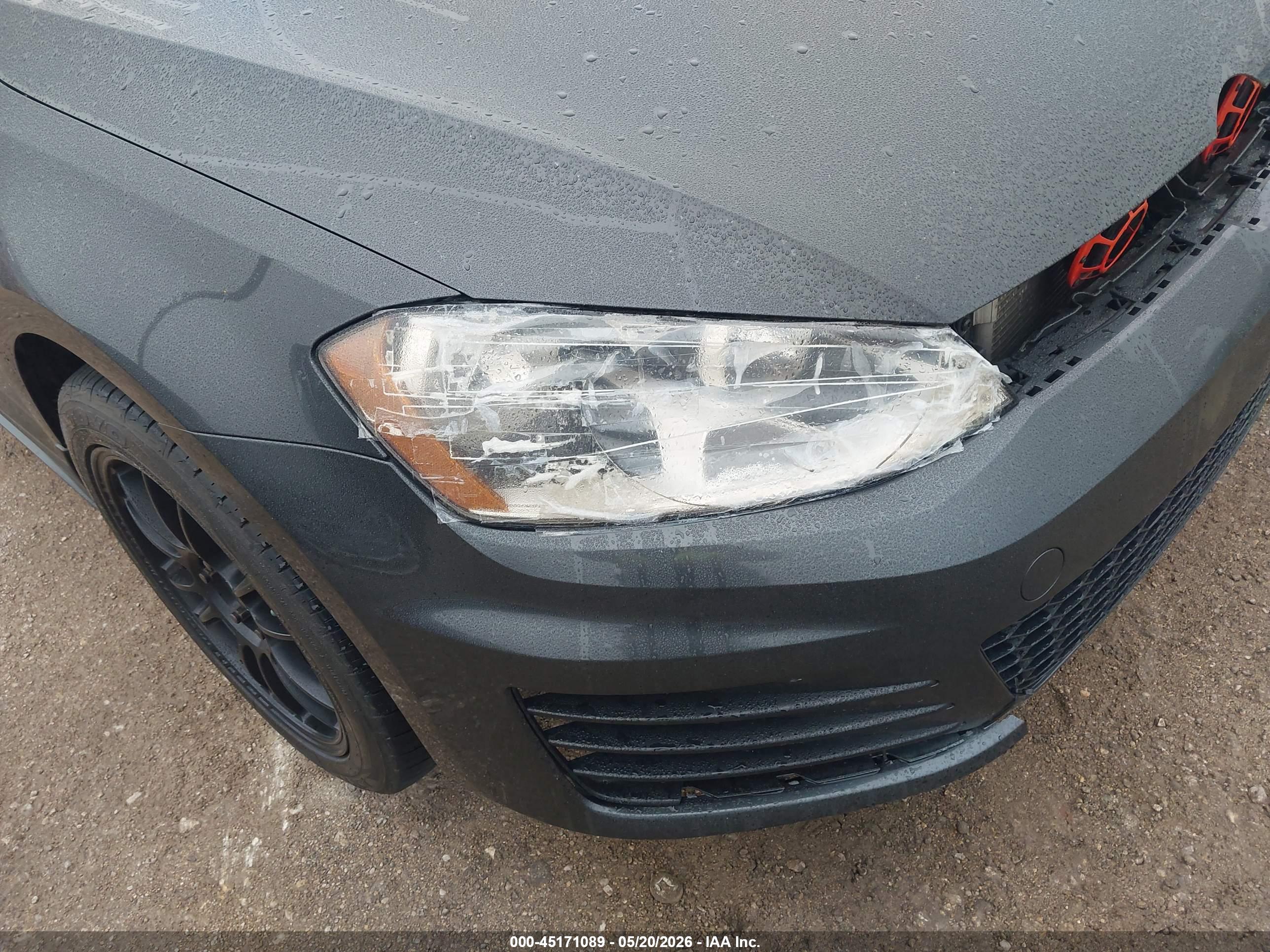 VOLKSWAGEN GOLF image 6