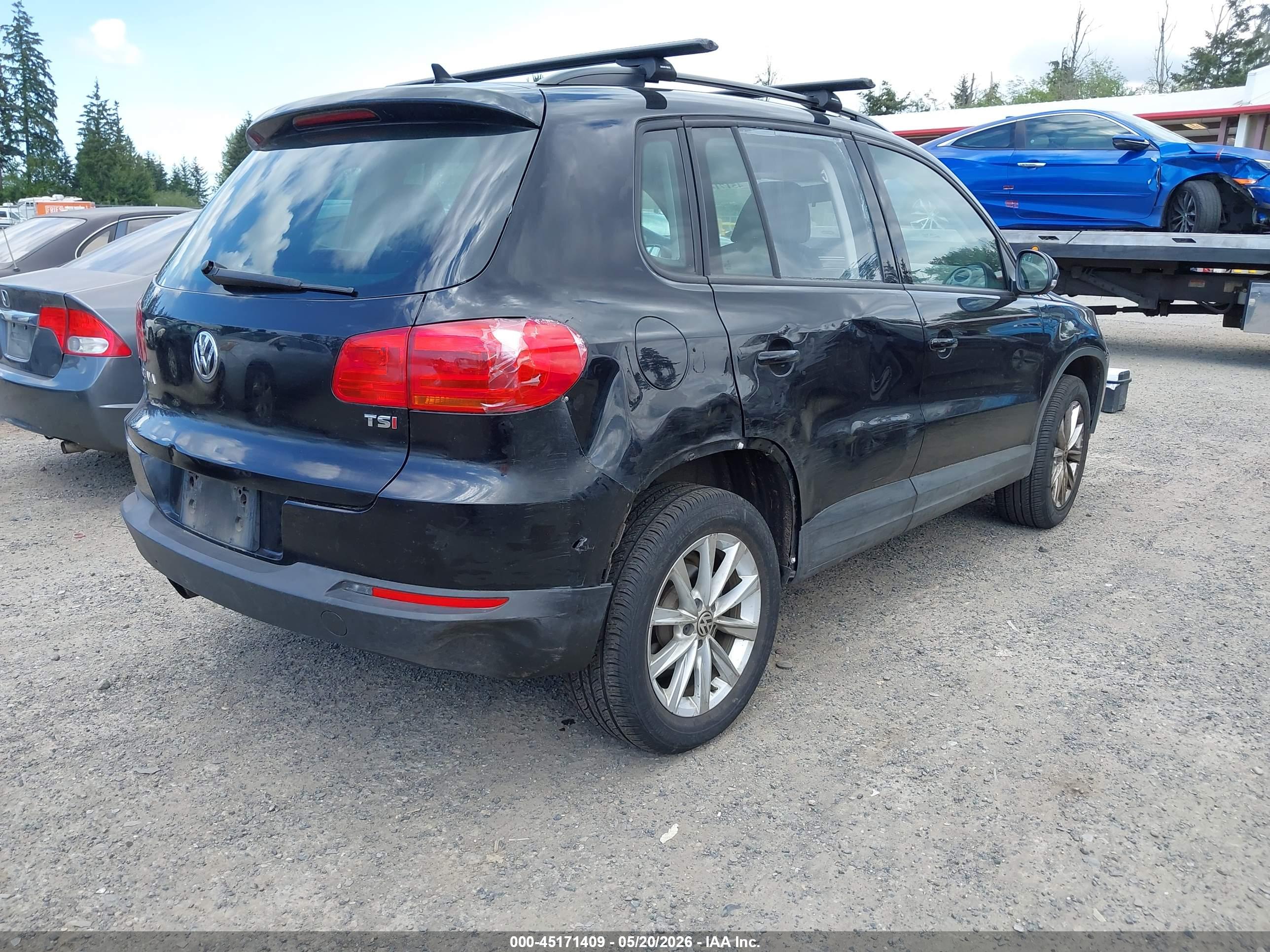 VOLKSWAGEN TIGUAN image 4