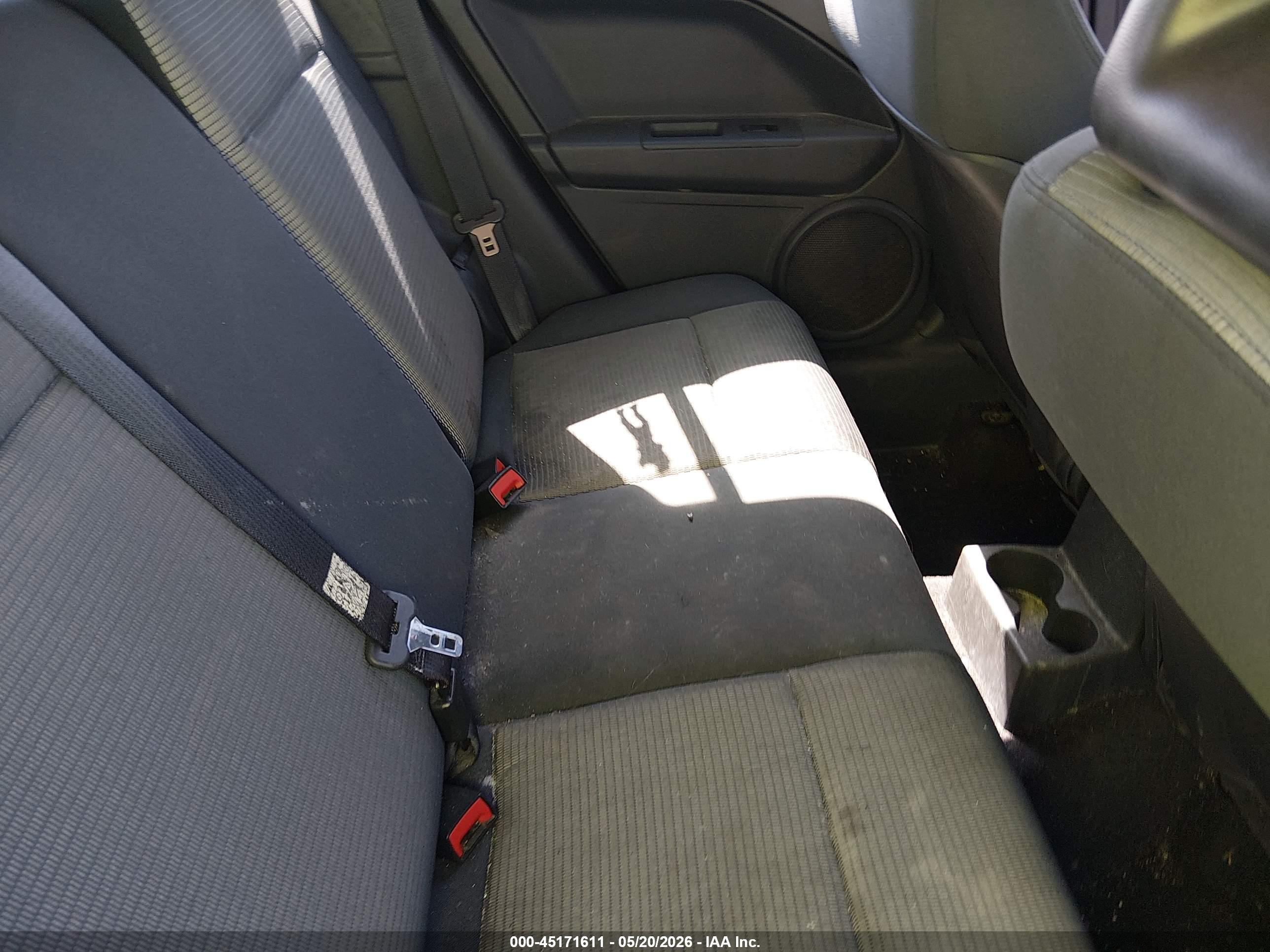 DODGE CALIBER image 8