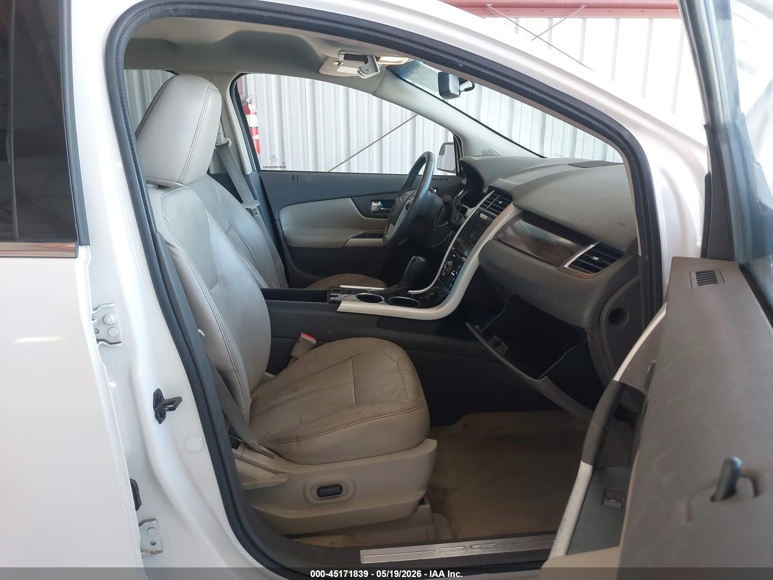 FORD EDGE image 5