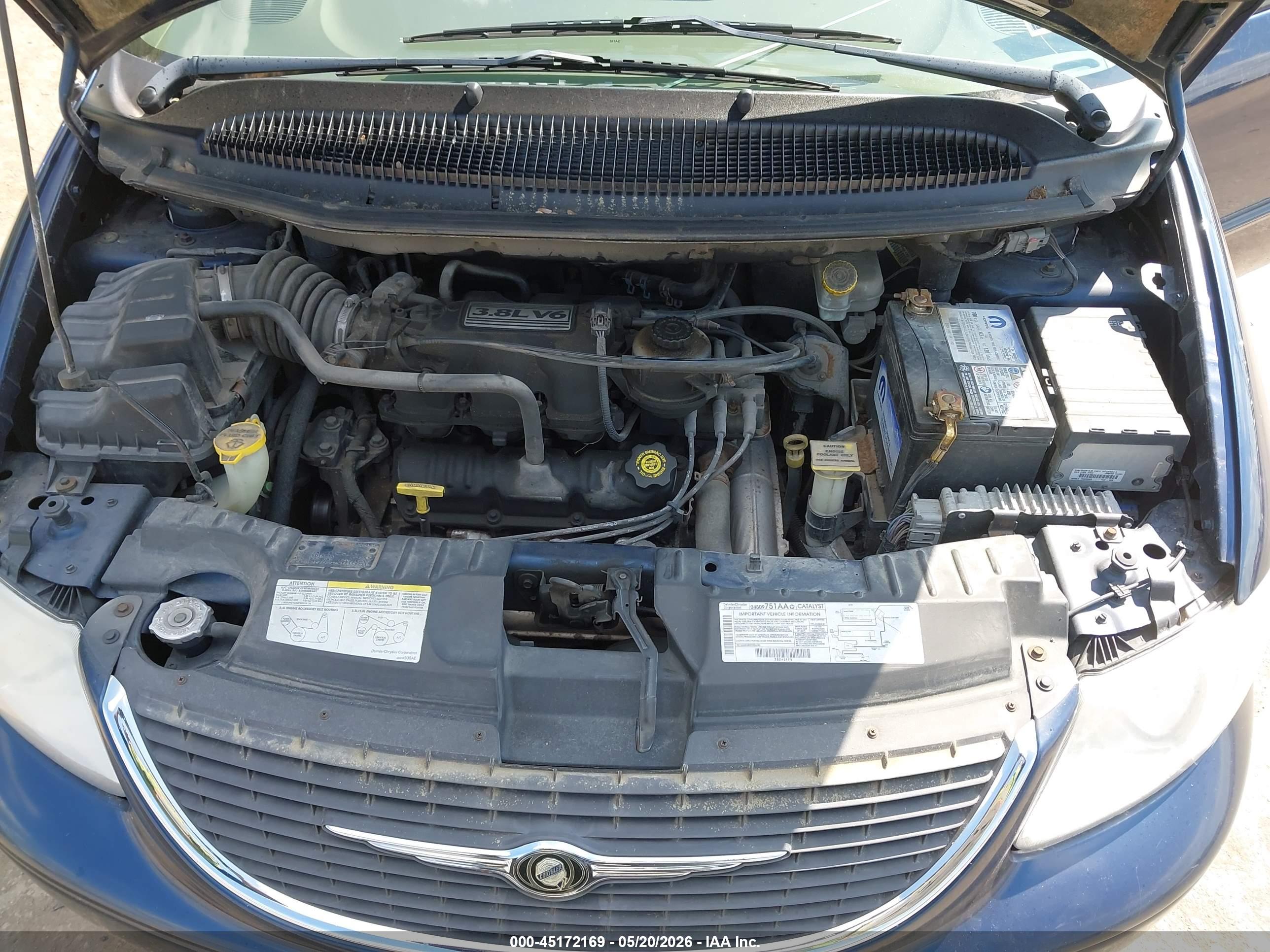 CHRYSLER TOWN image 10