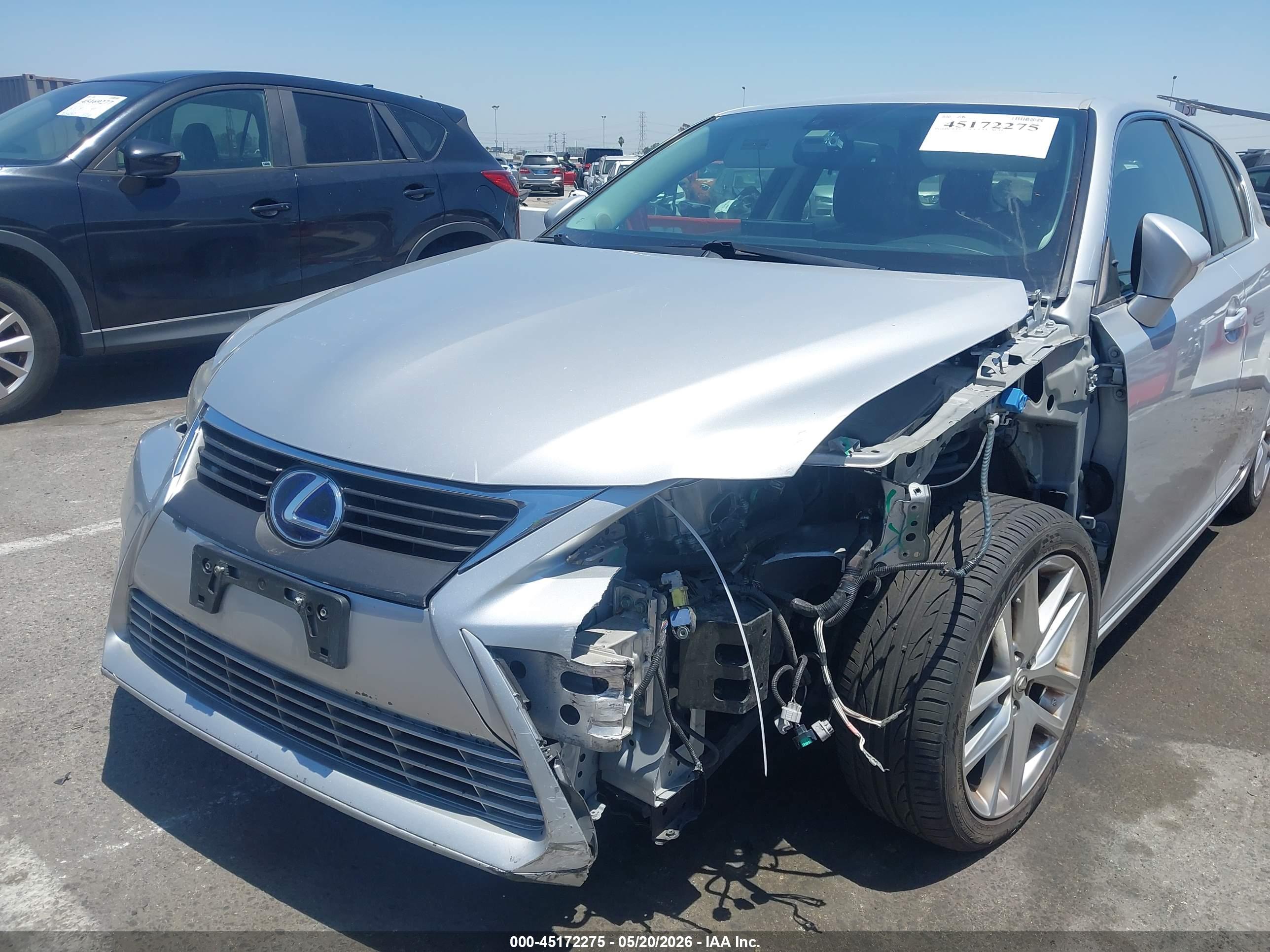 LEXUS CT image 6