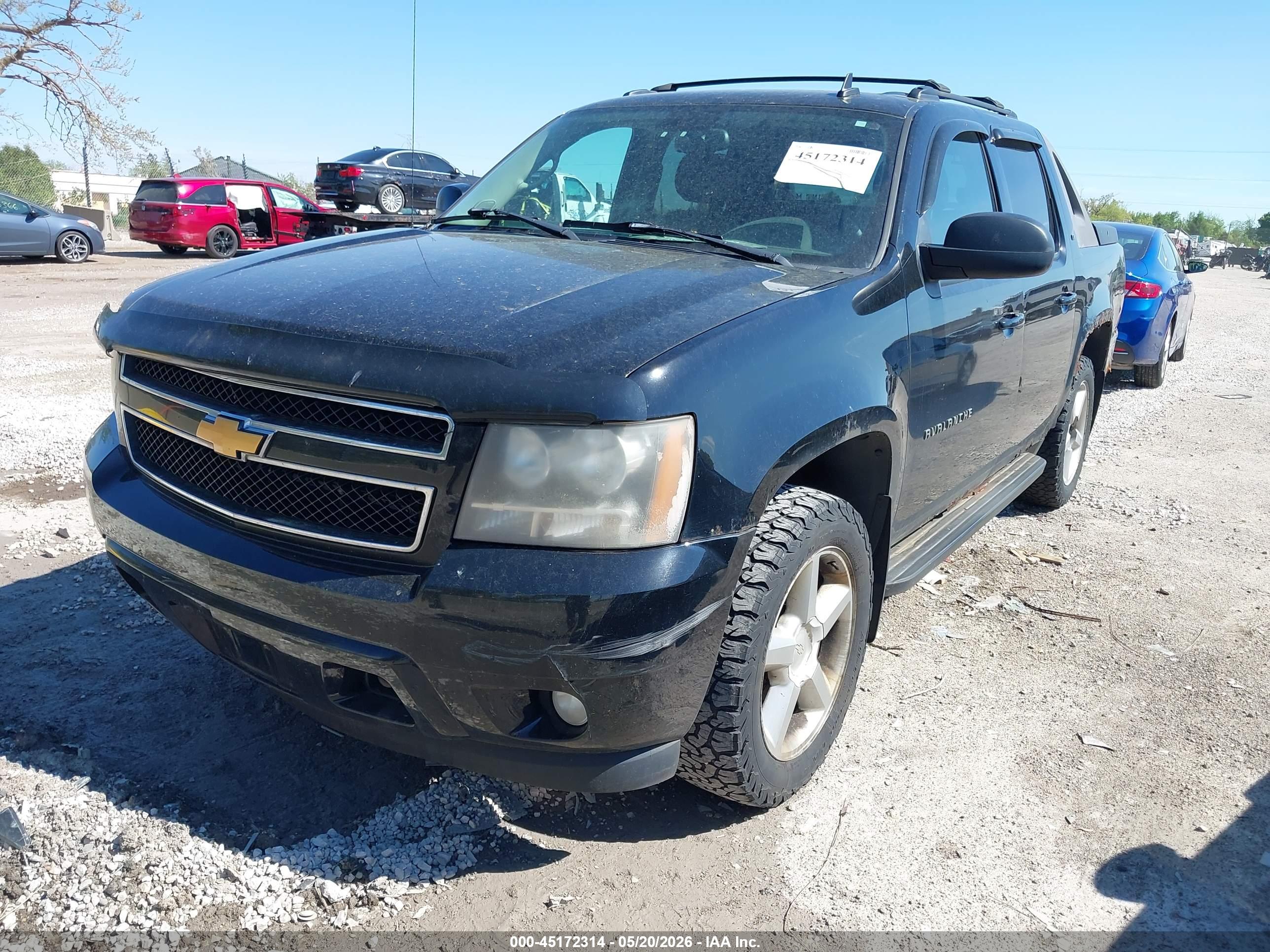 CHEVROLET AVALANCHE image 2