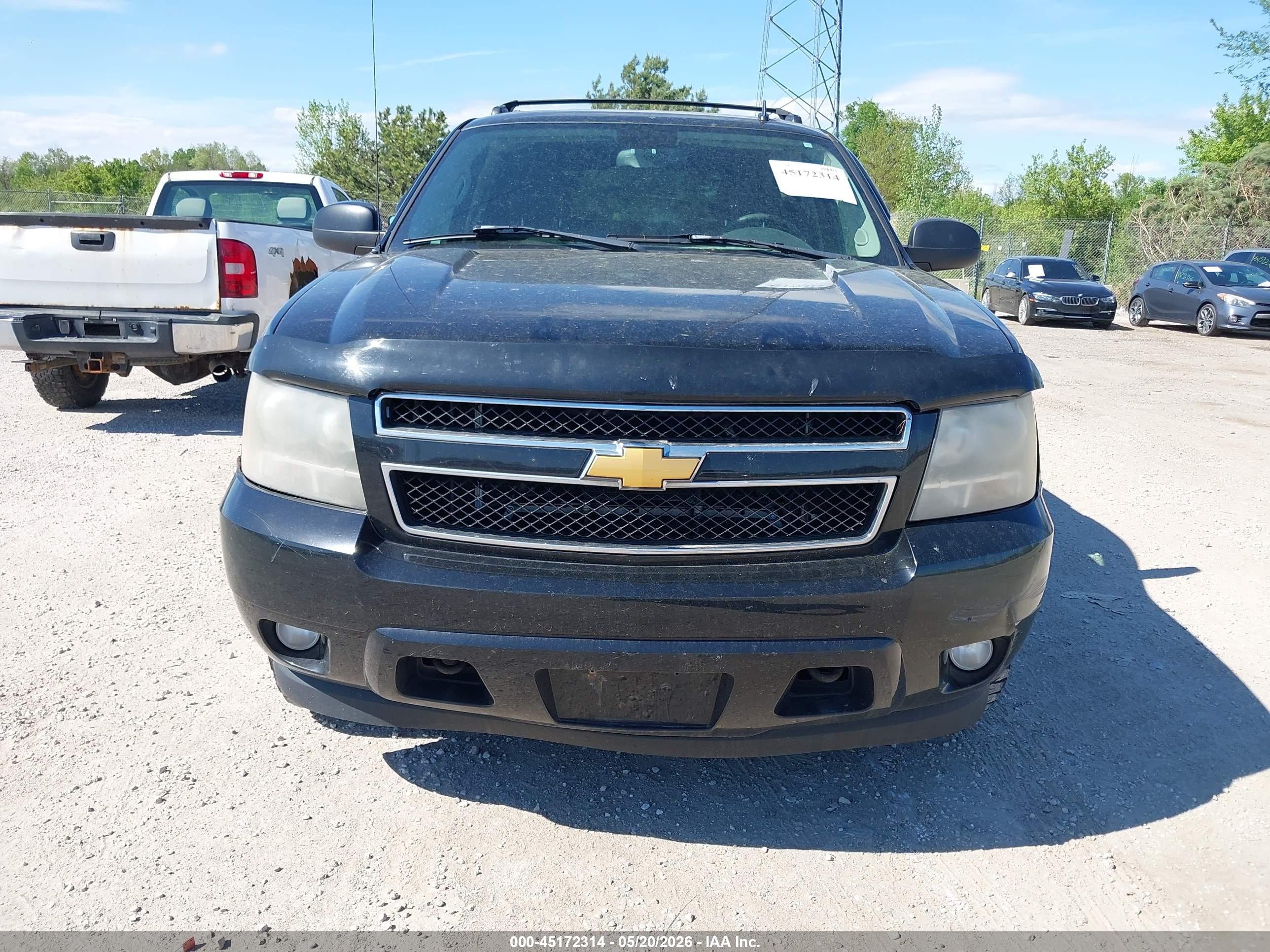 CHEVROLET AVALANCHE image 6