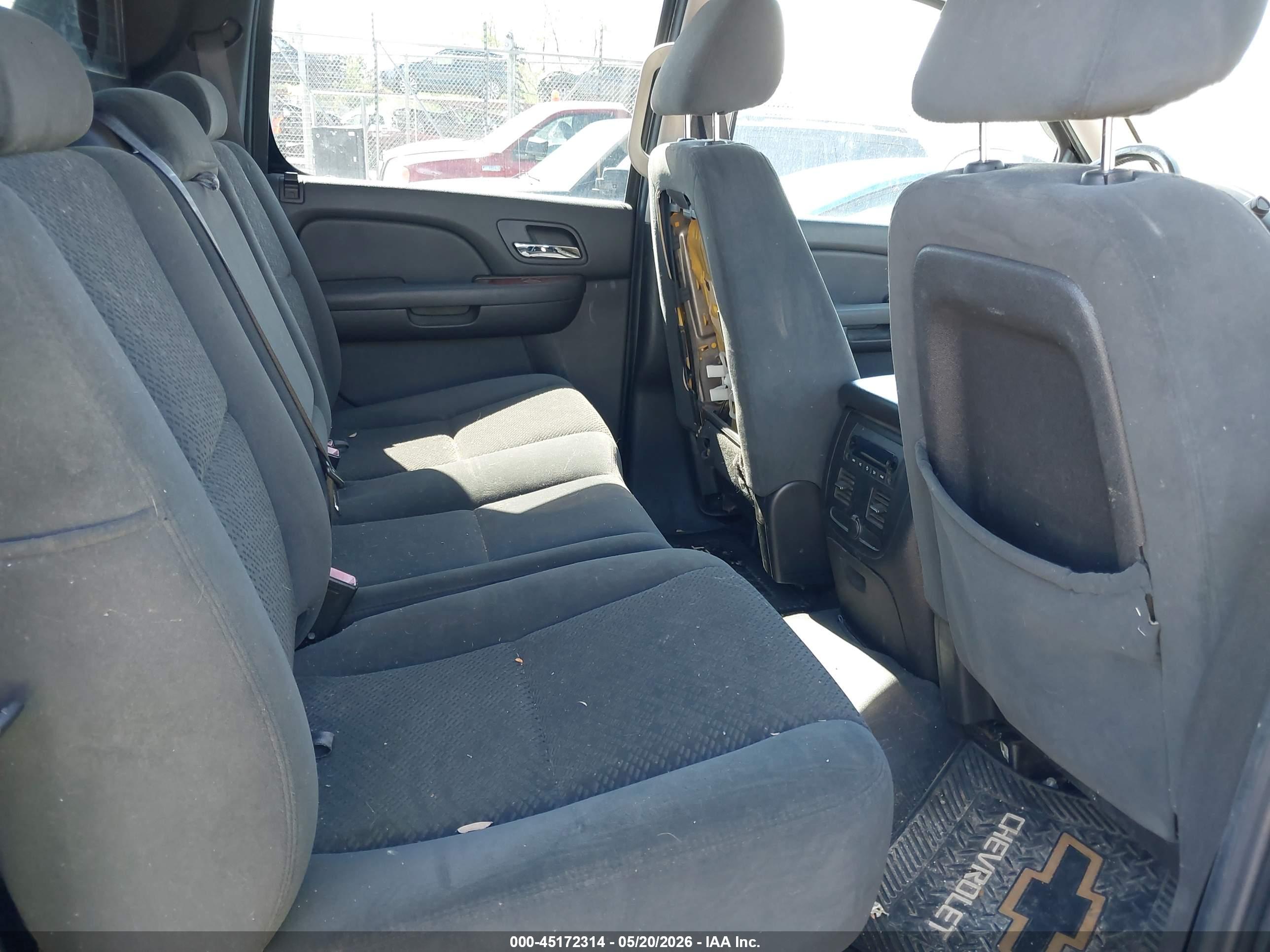 CHEVROLET AVALANCHE image 8