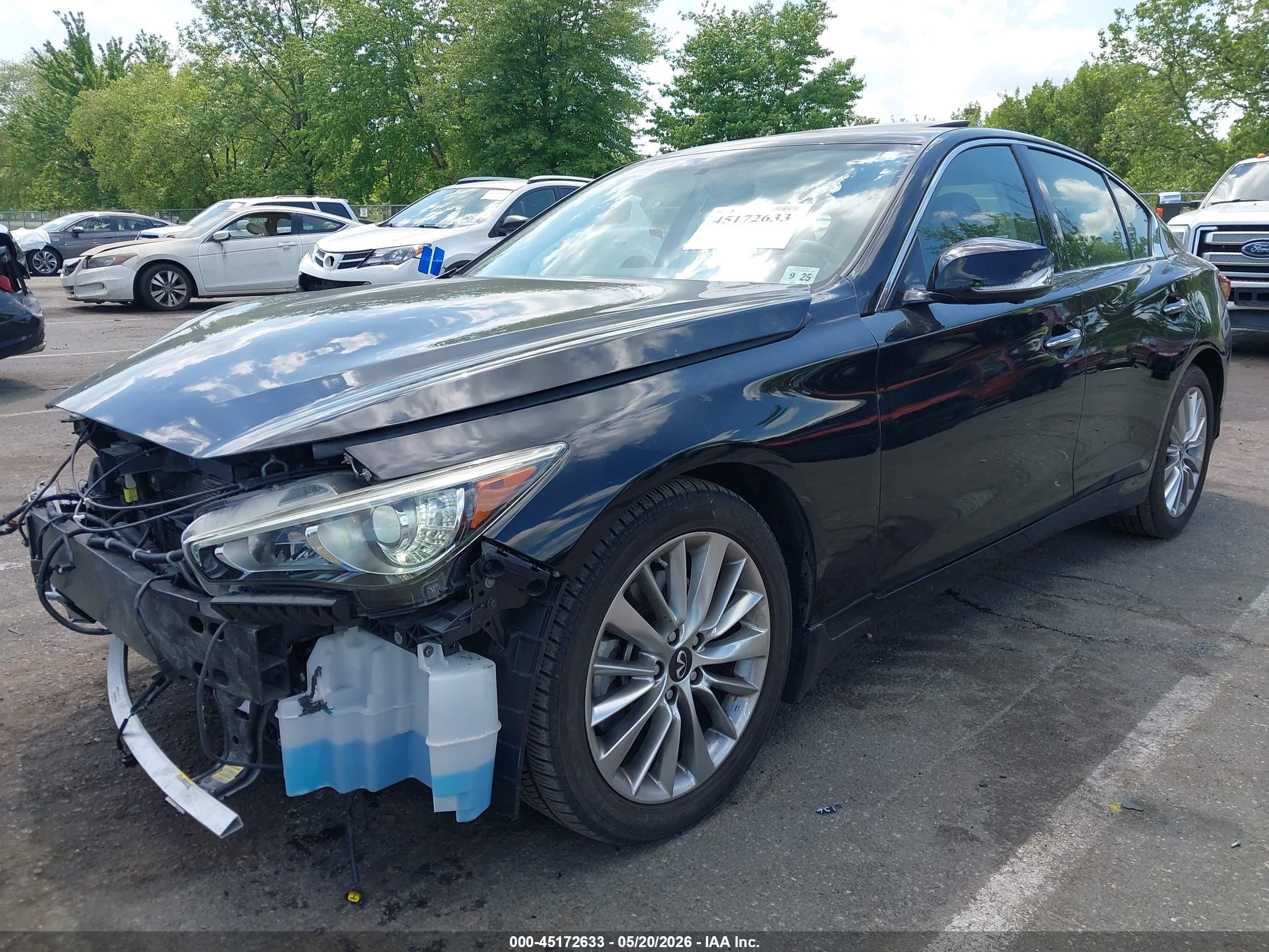 INFINITI Q50 image 2