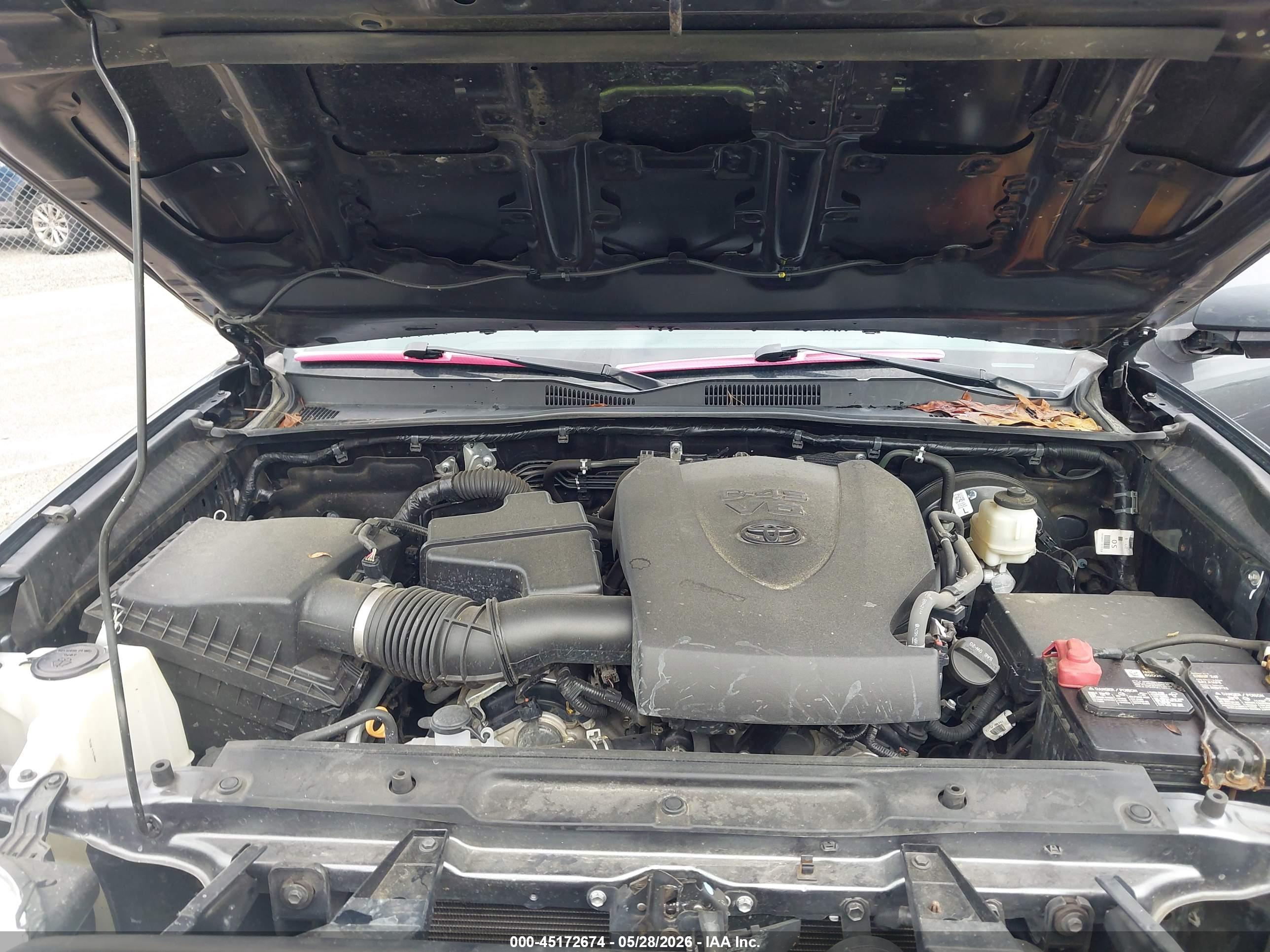 TOYOTA TACOMA image 10