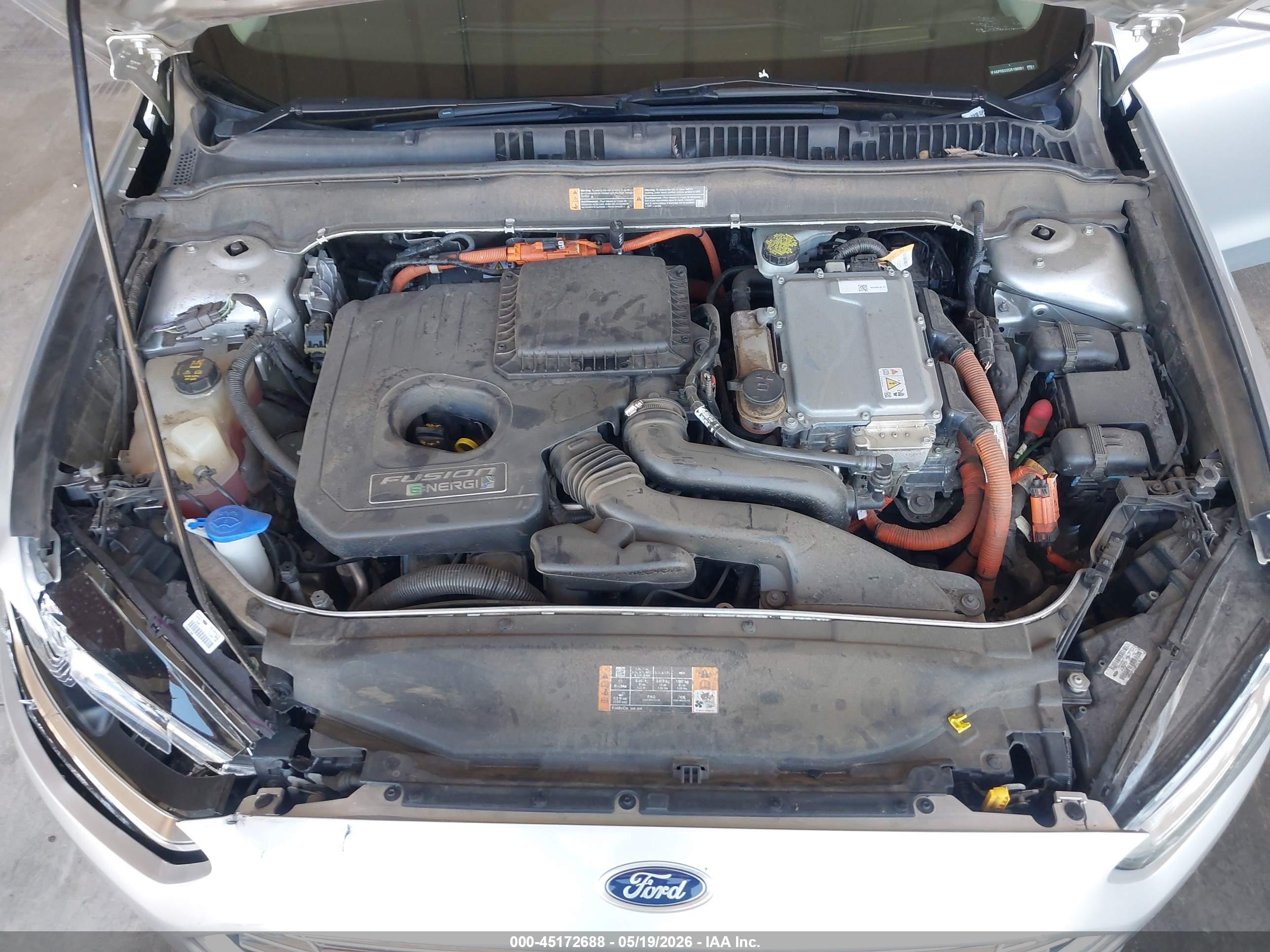 FORD FUSION image 10