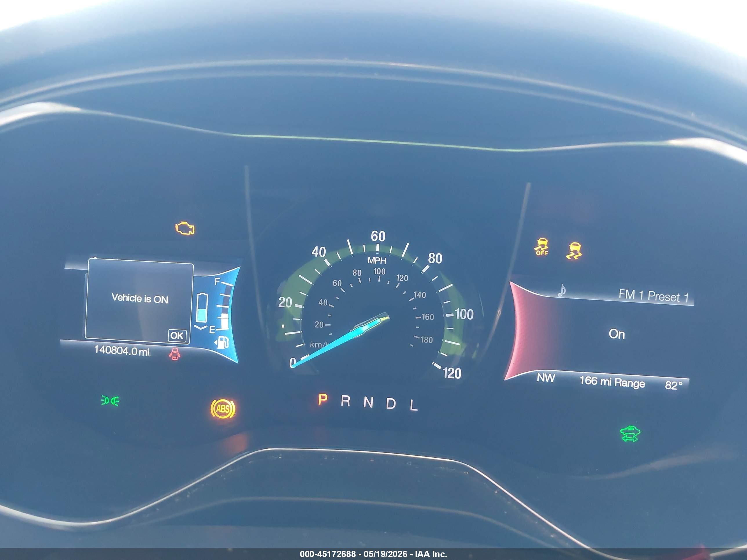 FORD FUSION image 7