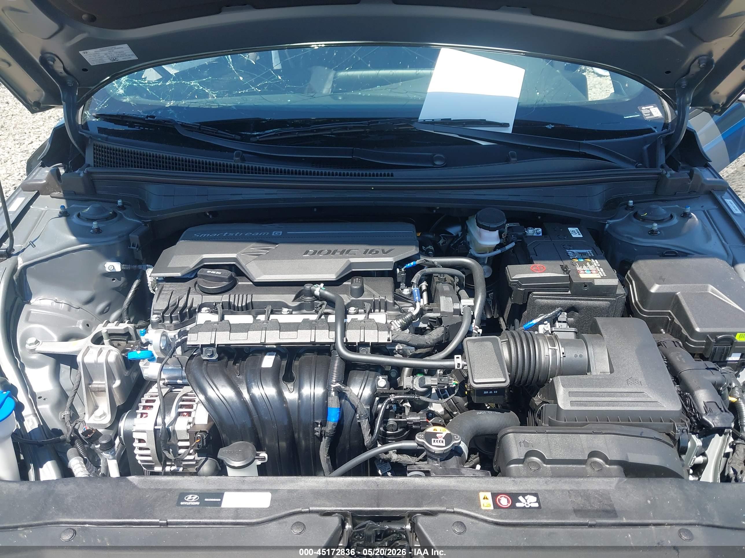 HYUNDAI ELANTRA image 10